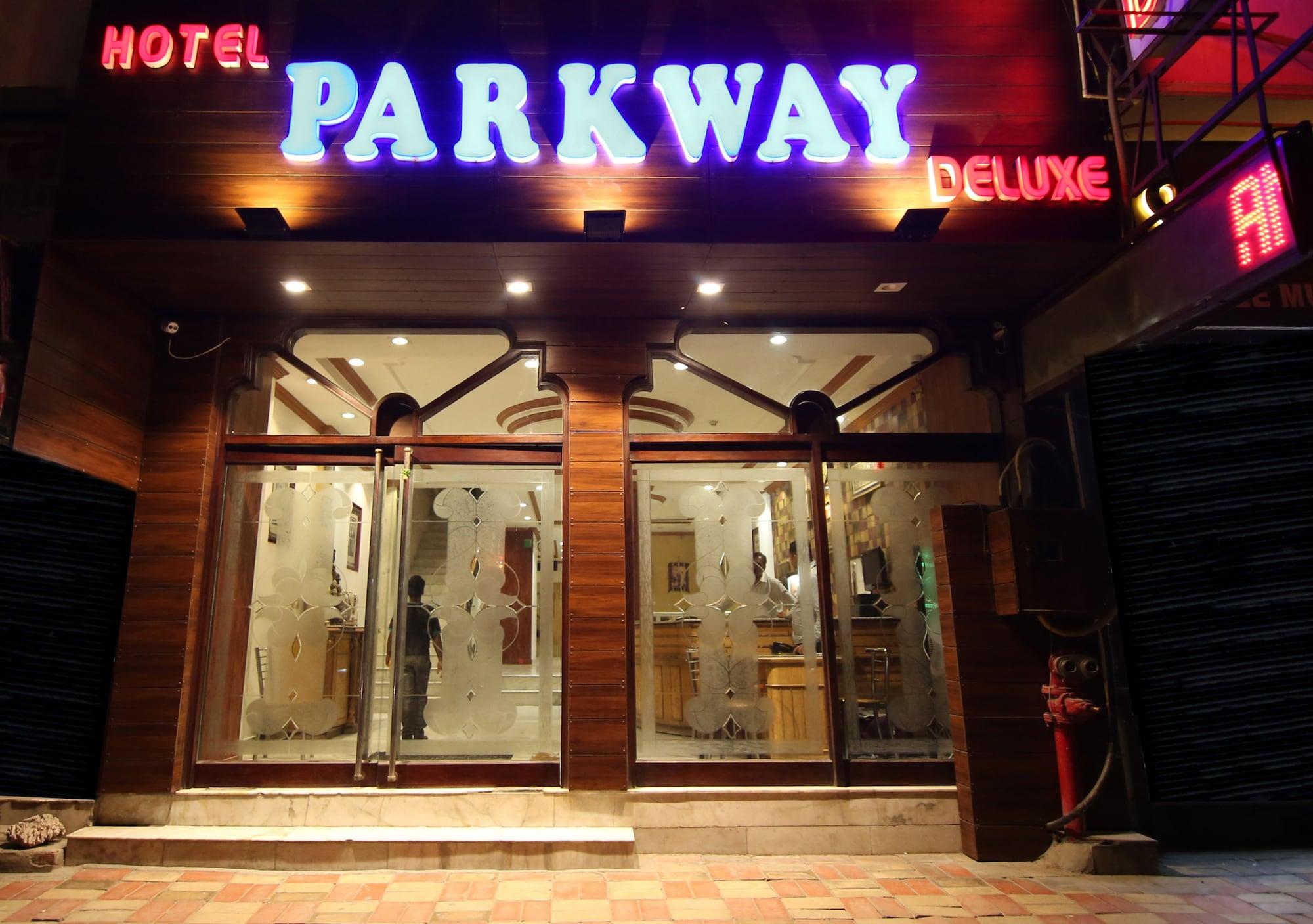 Vista Exterior Hotel Parkway Deluxe