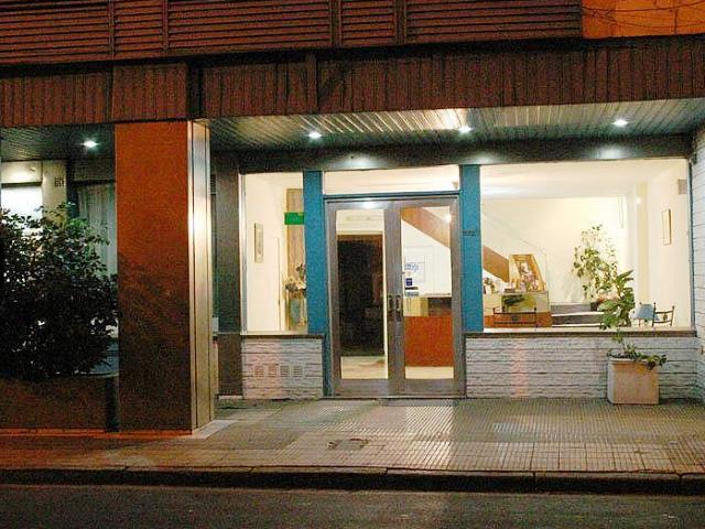 Varios Nuevo City Hotel