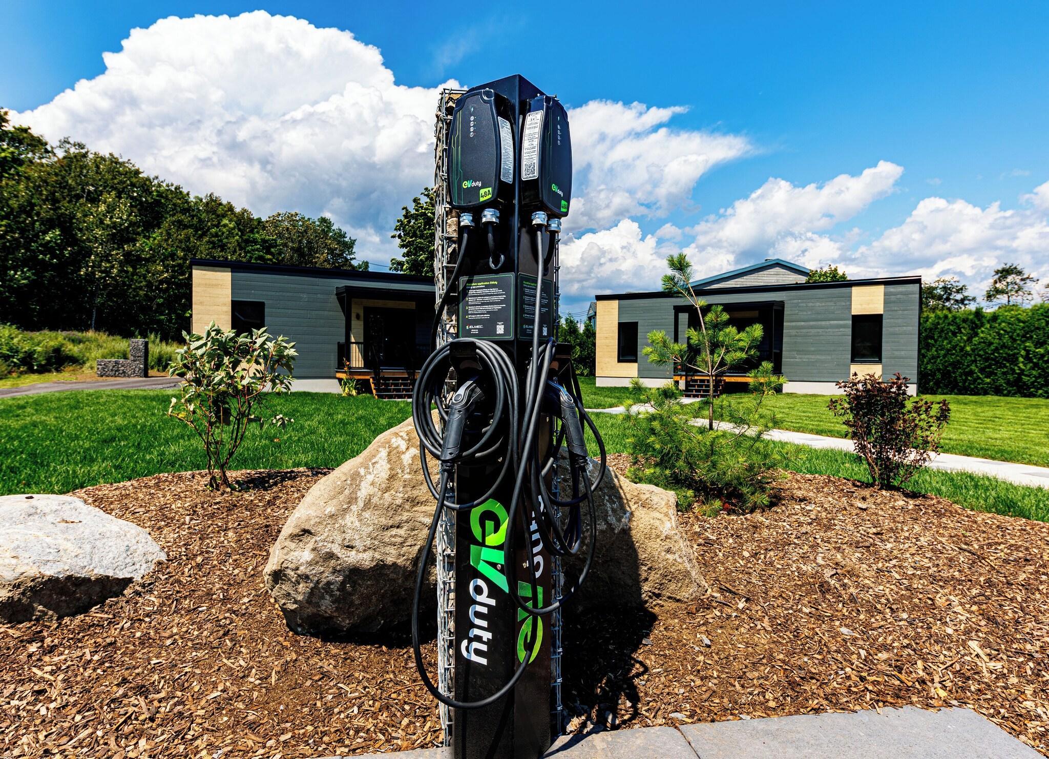 Vista Exterior Hôtel-Motel Castel de la Mer