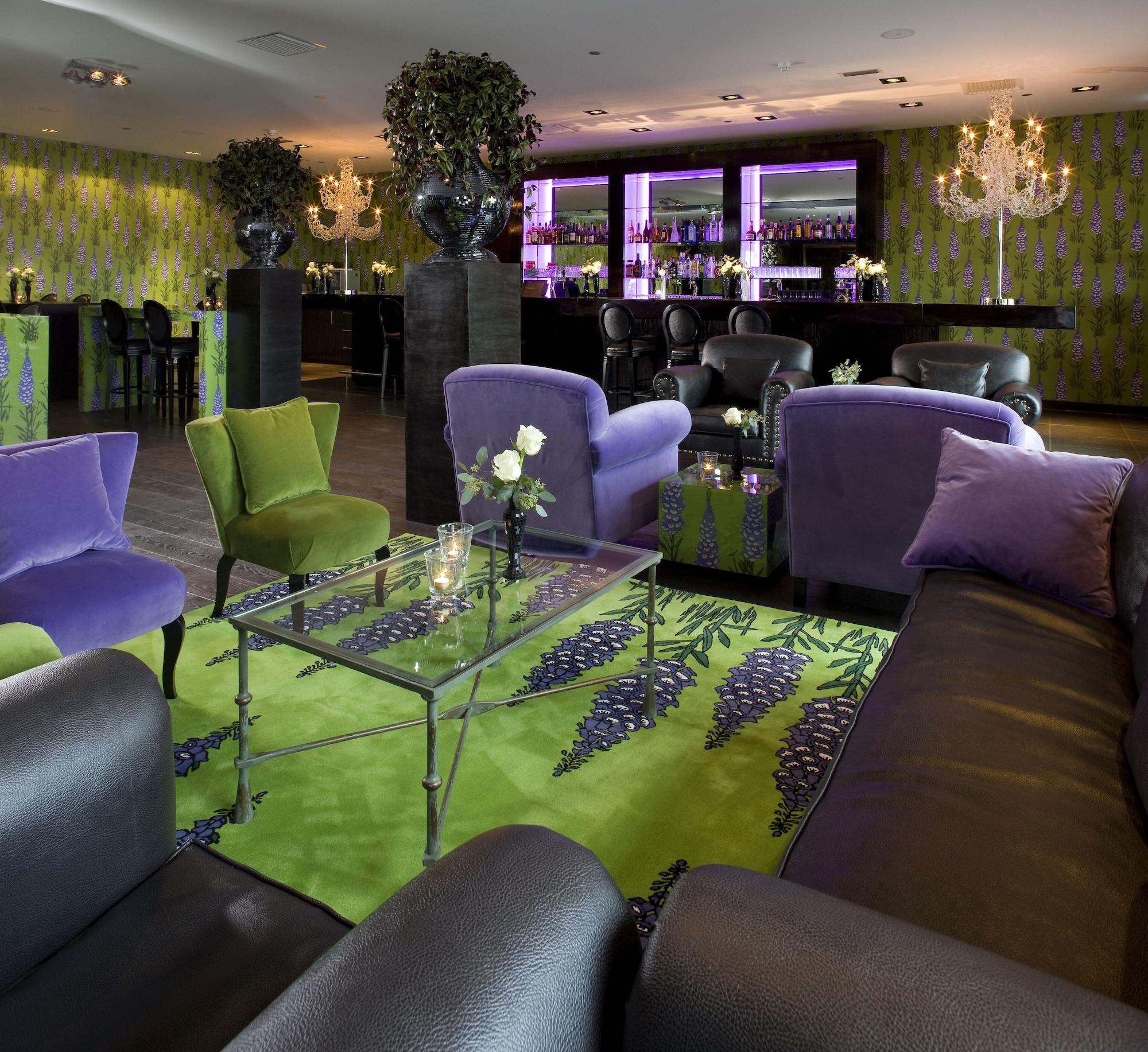 Vista Lobby Van der Valk Hotel Duiven near Arnhem A12