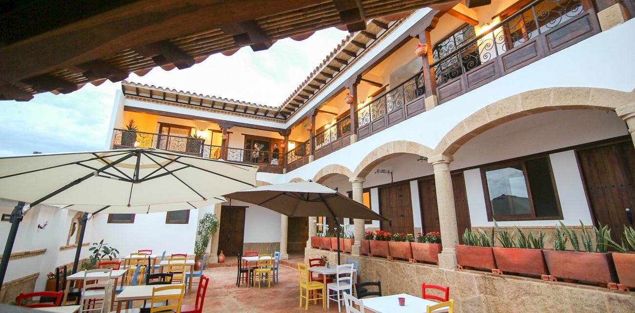 Comodidades del Alojamiento Plaza Medina Hotel