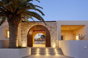 Alojamiento - Apricus Suites