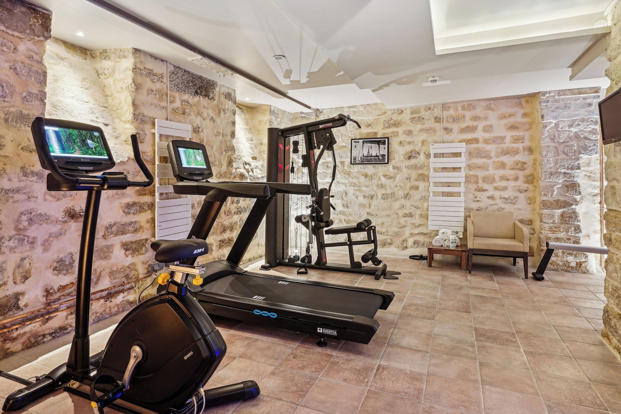 Gimnasio Hotel De Sevres