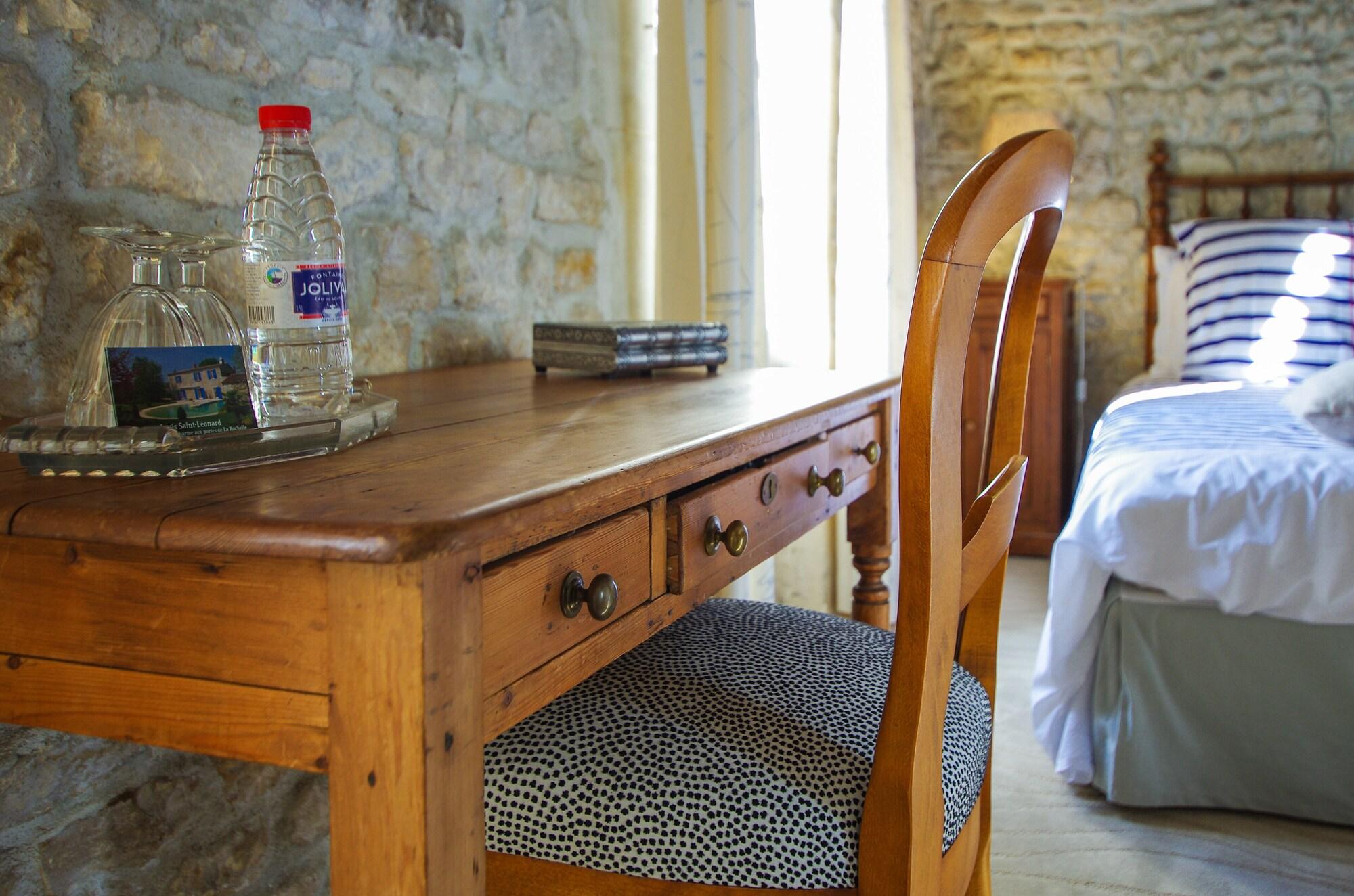 Set de Habitación Logis Saint Leonard