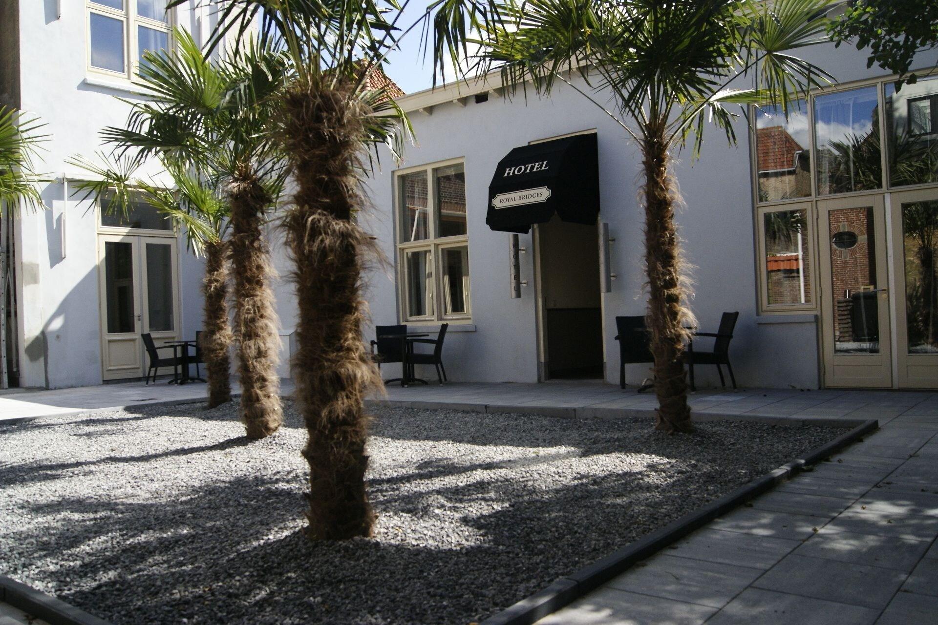 Varios Hotel Royal Bridges