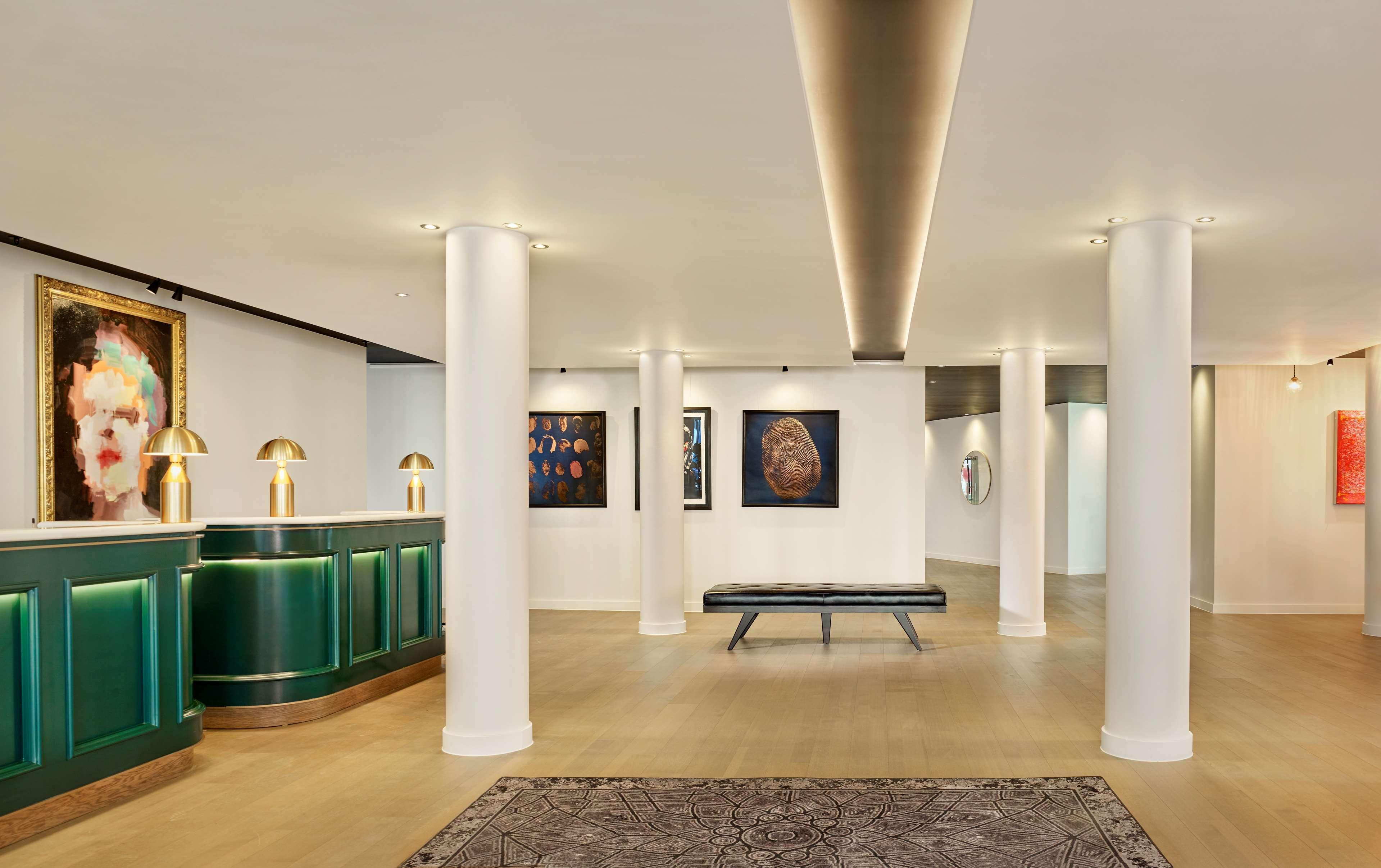 Vista Lobby The Westminster London, Curio Collection by Hilton