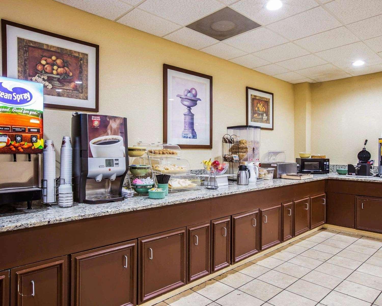 Restaurant Red Roof Inn & Suites Anderson, SC