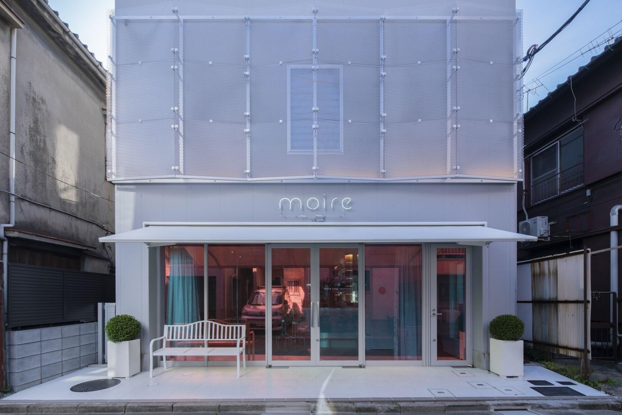 Varios moire hotel yoshiwara