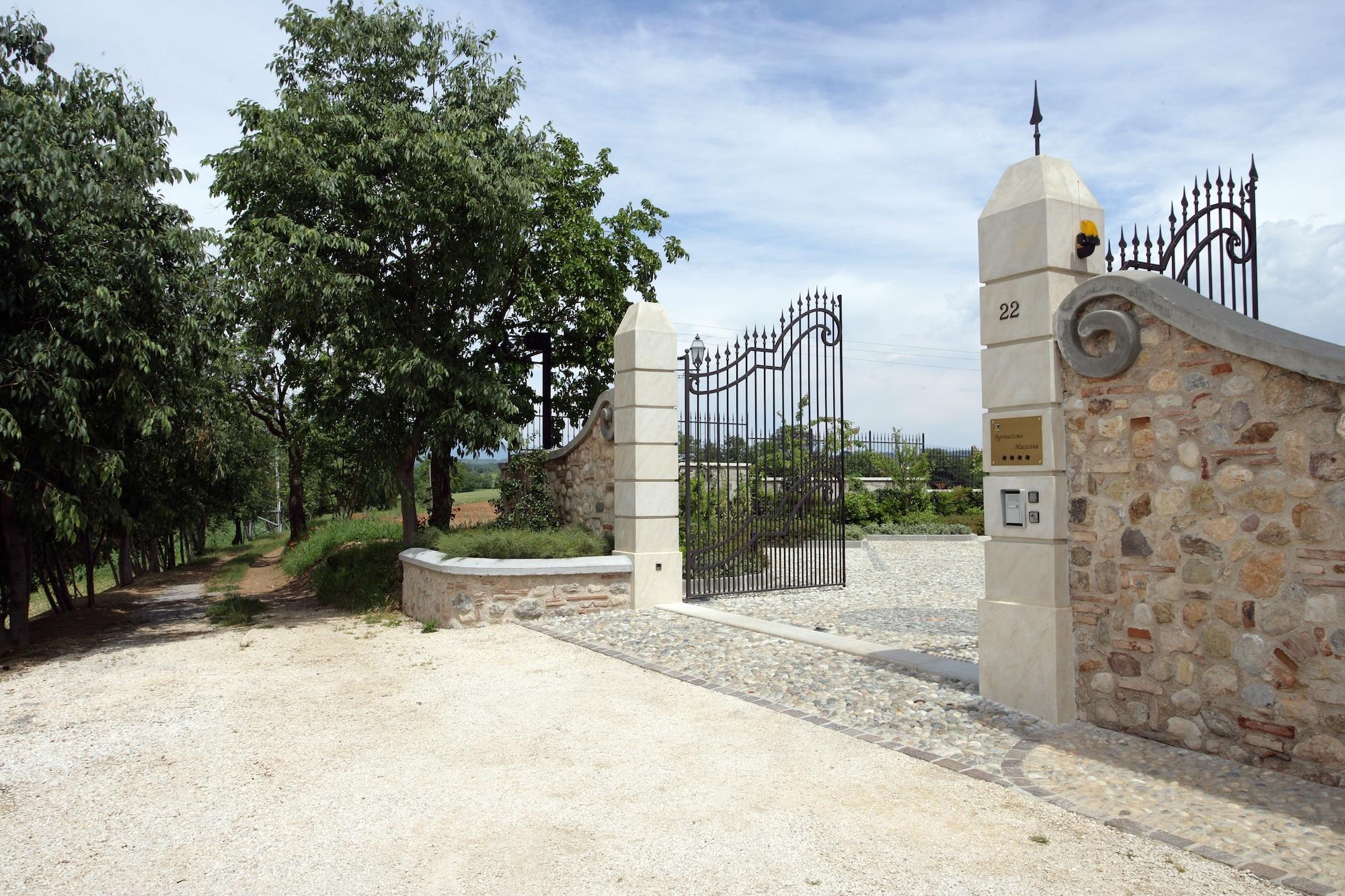 Vista Exterior Agriturismo Macesina
