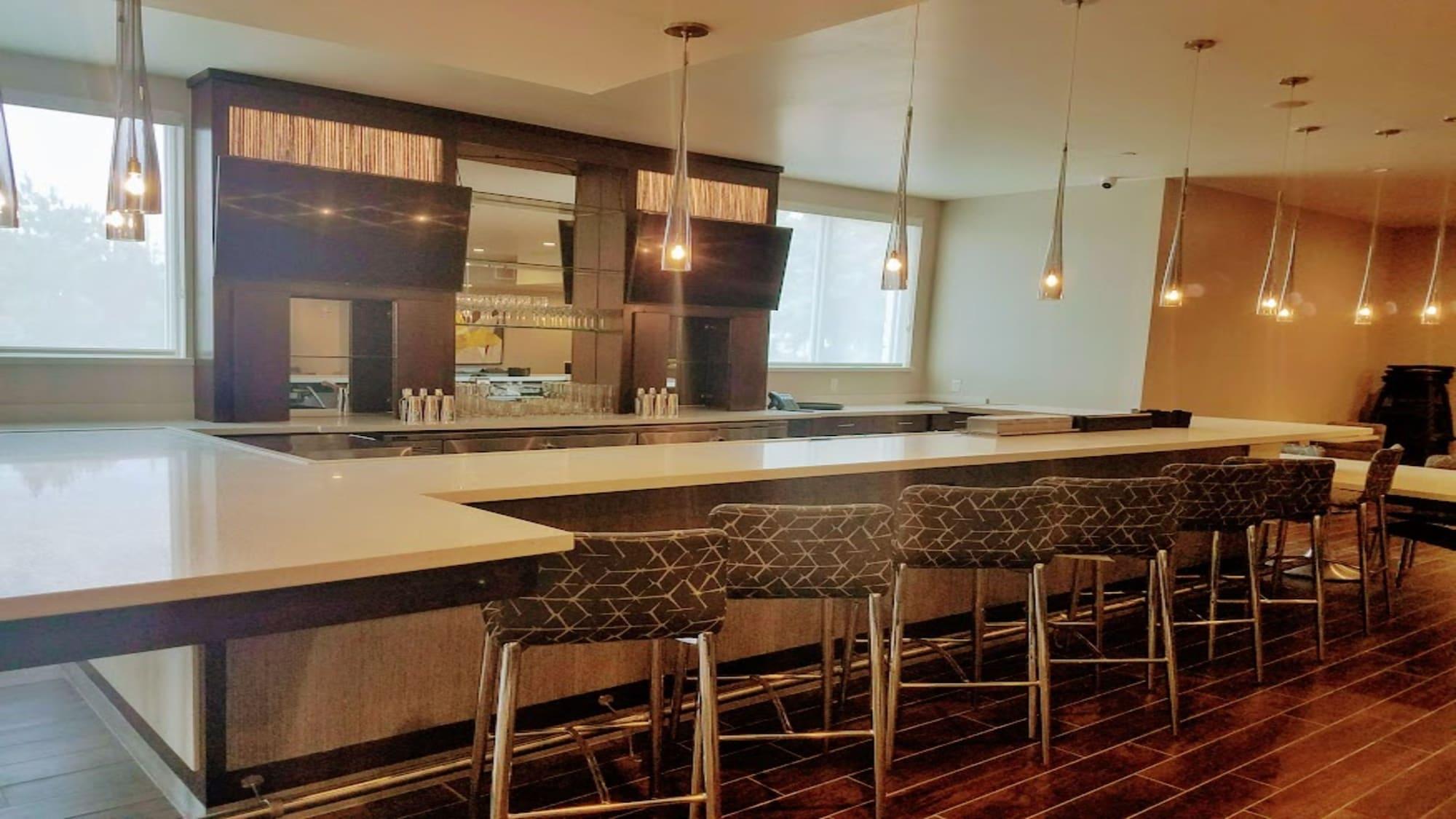 Vista Lobby Holiday Inn & Suites Houston NW - Willowbrook by IHG