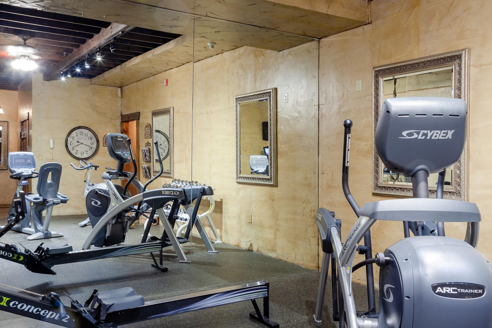 Gimnasio The Inn At Leola Village, a Historic Hotel of America