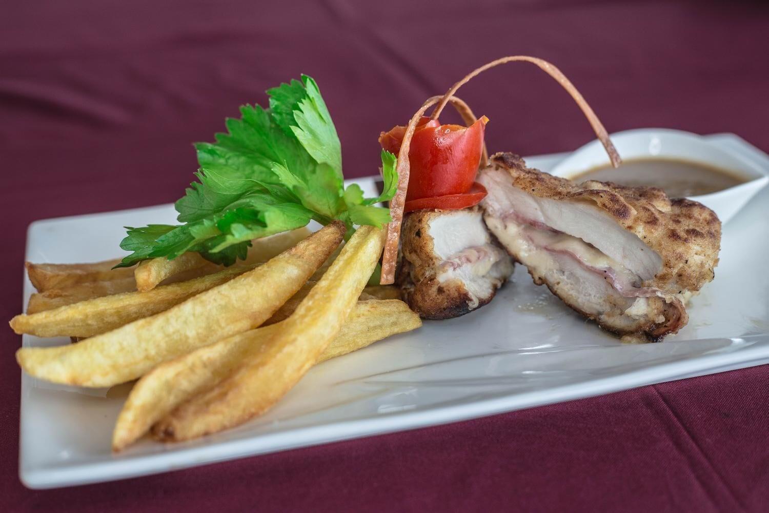 Restaurant FINI Downtown