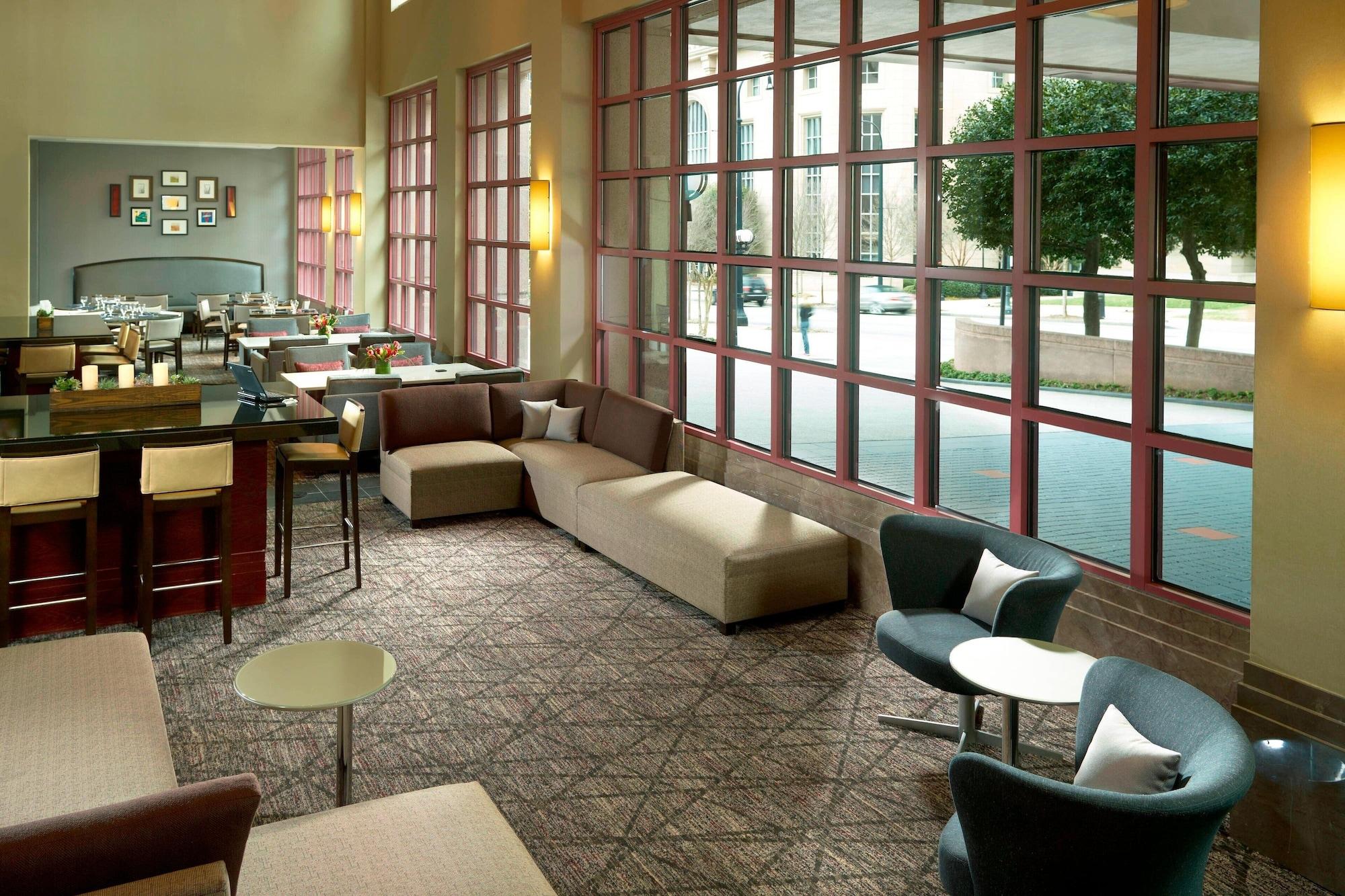 Vista Lobby Atlanta Marriott Suites Midtown