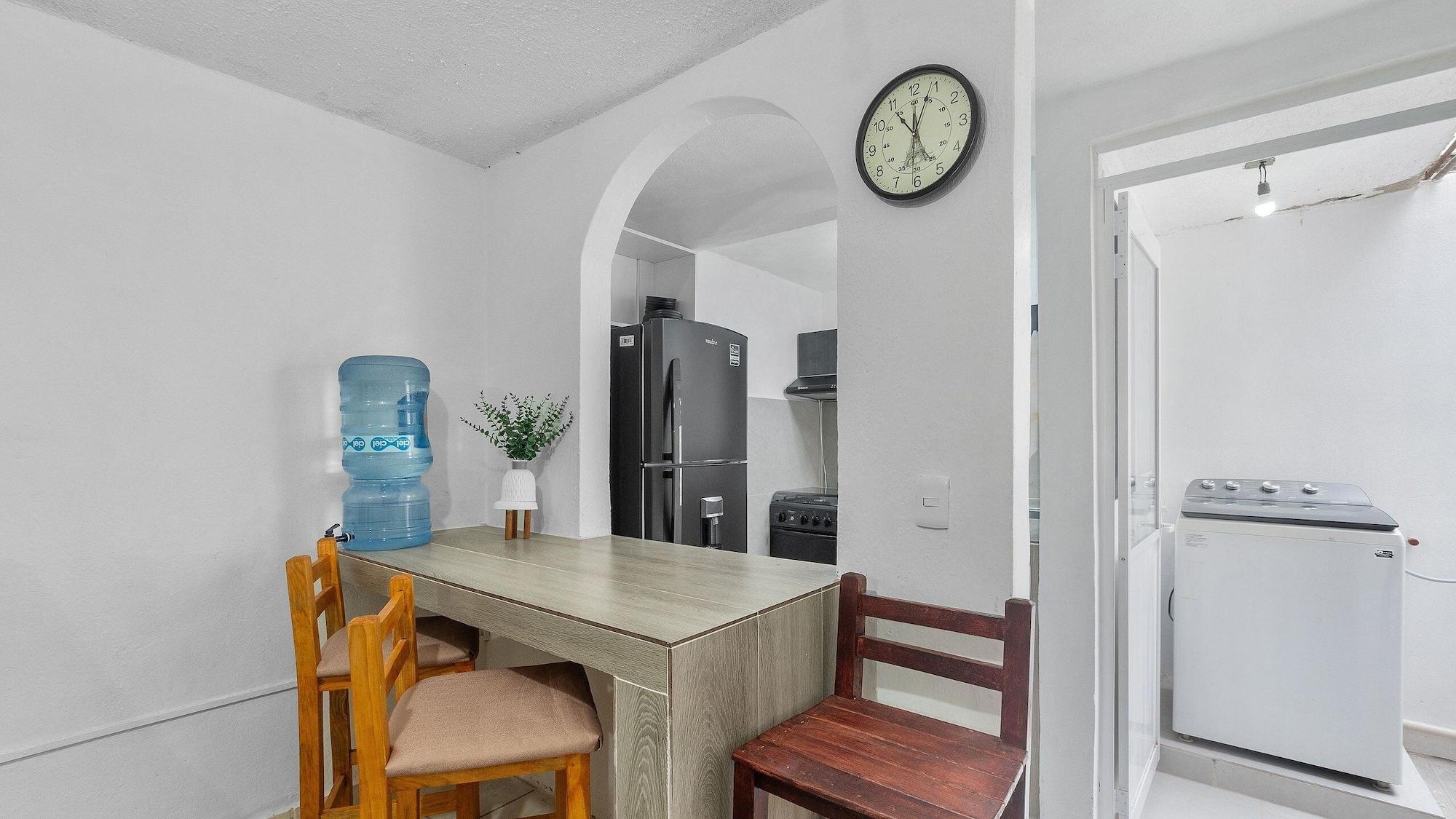 Restaurant Casa Cozy with 2Bedrooms and 2Baths