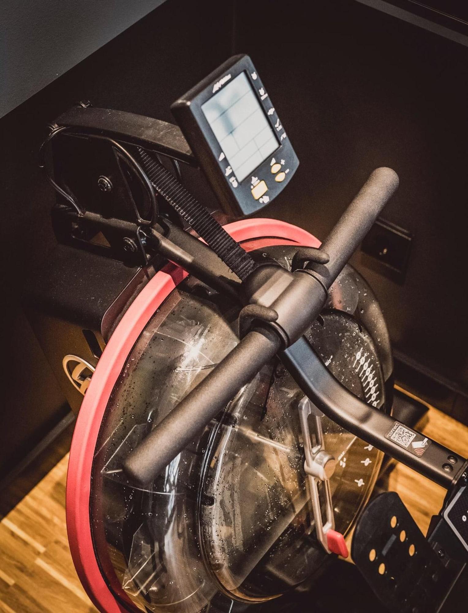 Gimnasio HENRI Hotel Düsseldorf Downtown