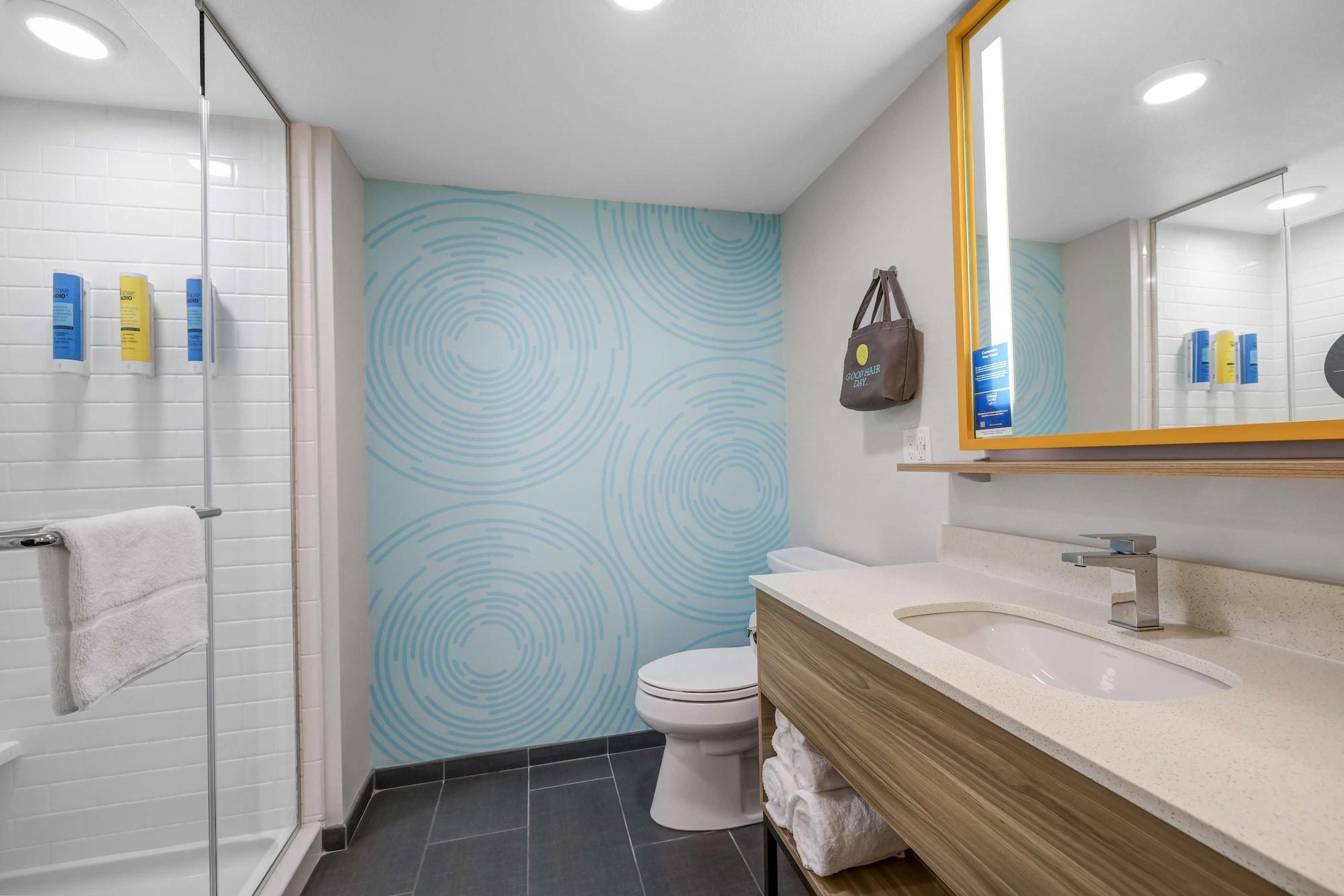 Equipamiento de Habitación Tru By Hilton Lathrop, CA