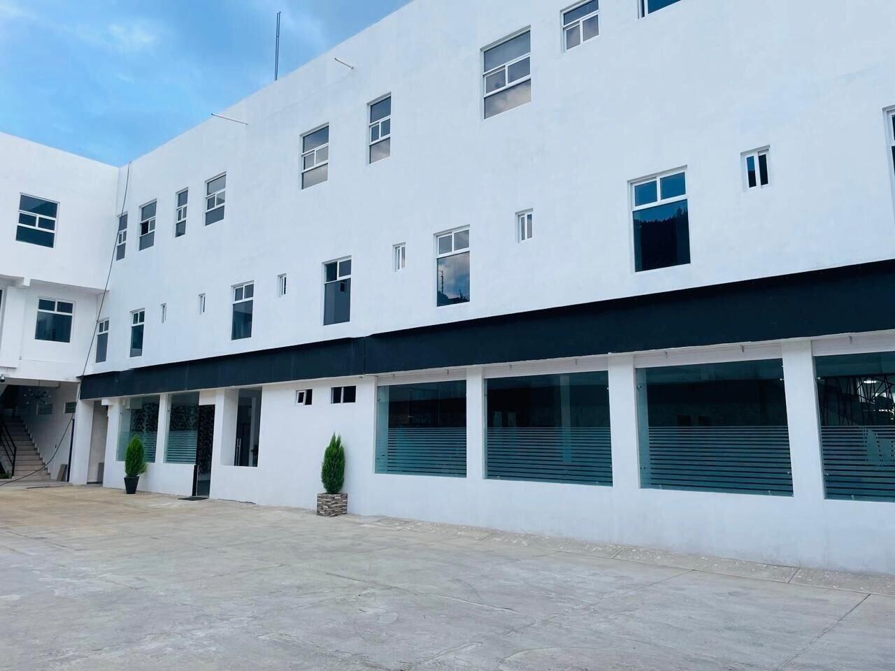 Varios Hotel y Centro de Negocios Yoel