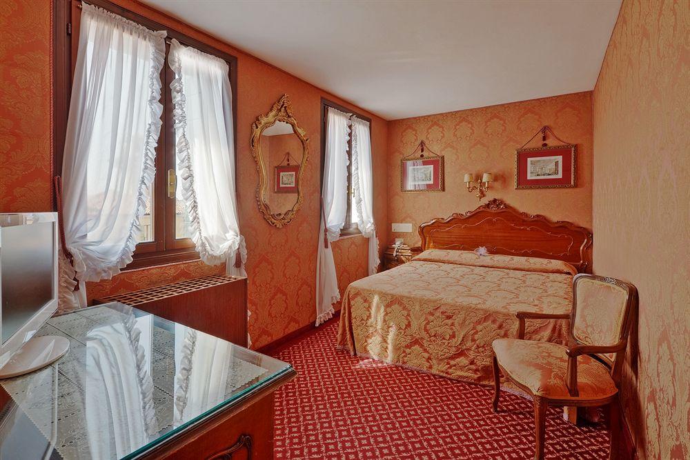 Hotel ANTICA LOCANDA STURION