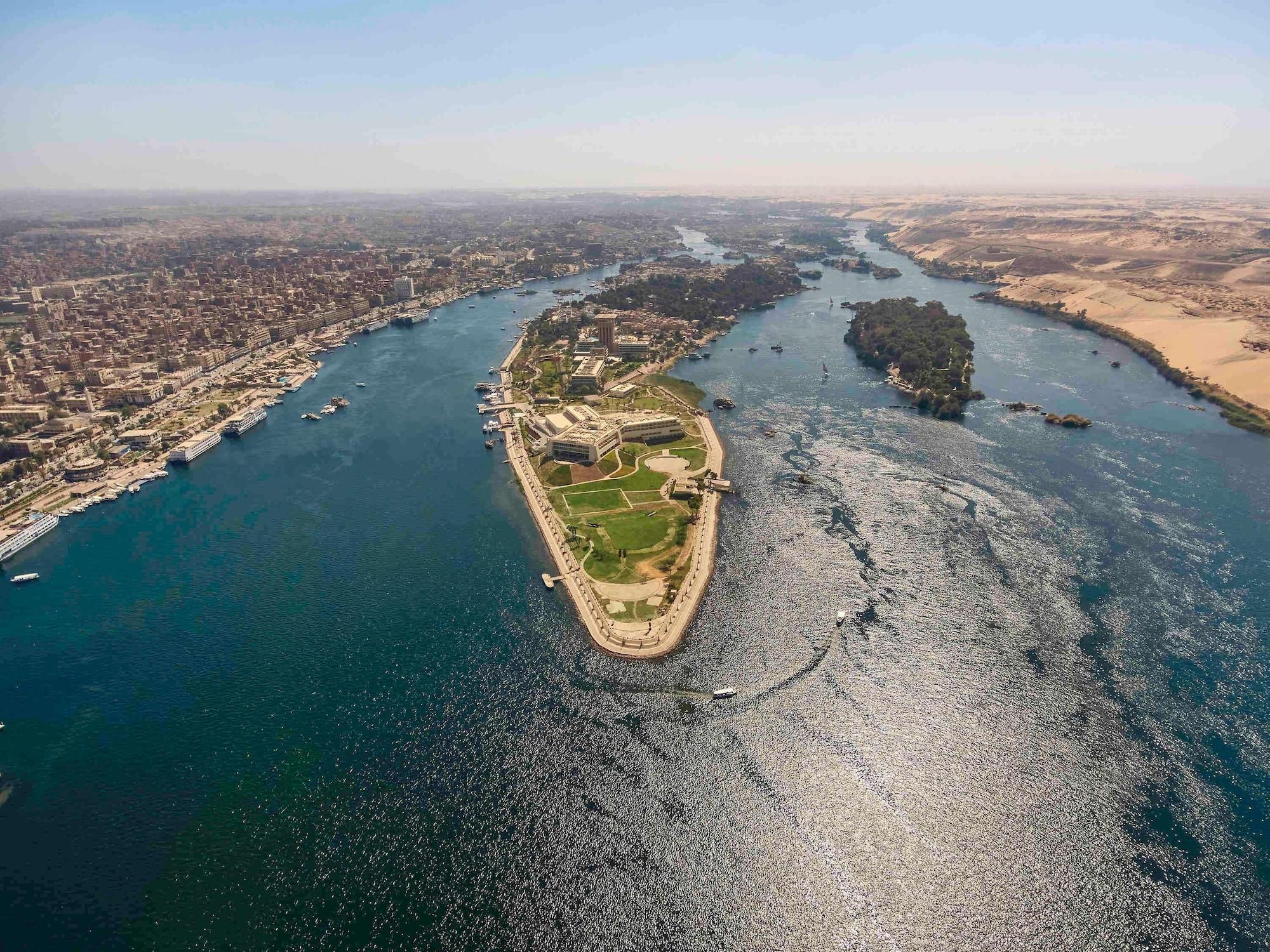 Vista Exterior Mövenpick Resort Aswan