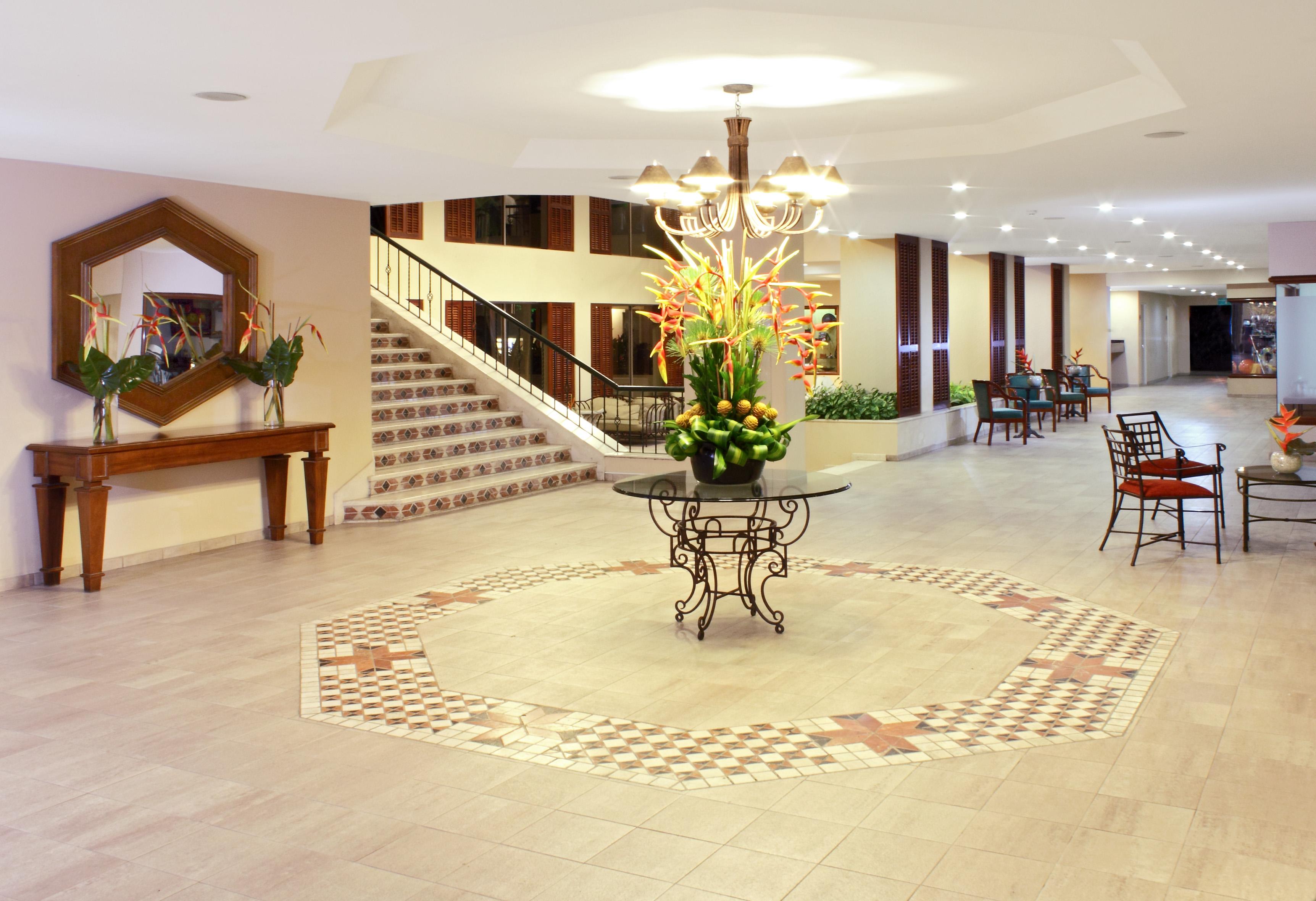 Vista Lobby Hotel Estelar Altamira