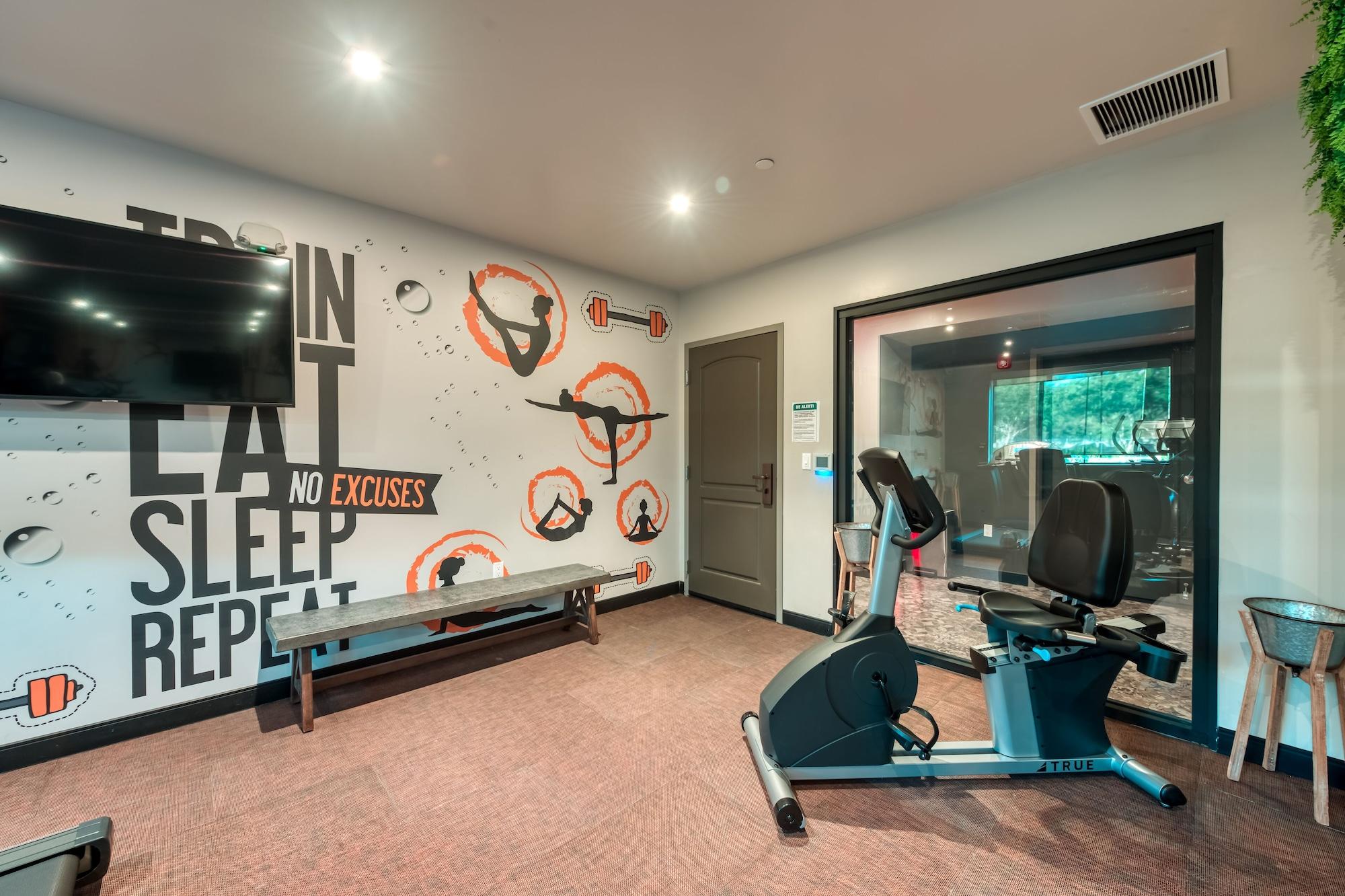 Gimnasio Hotel Lexen - Newhall