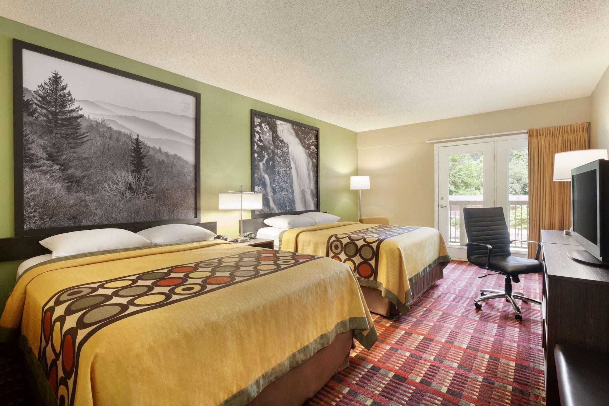 Habitación Super 8 by Wyndham Cherokee
