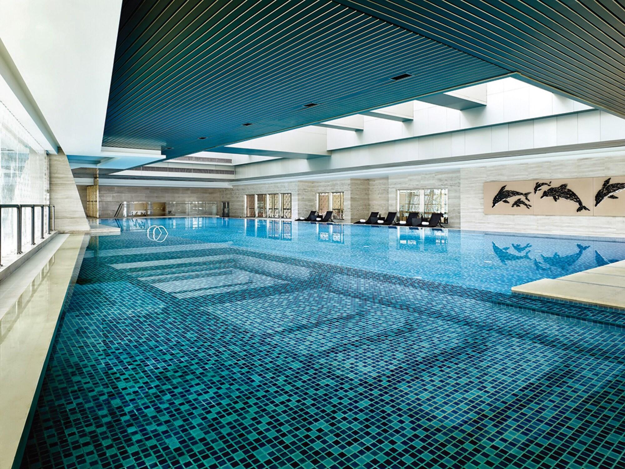 Vista Piscina Langham Place, Guangzhou