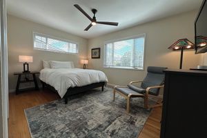 Alquiler Vacacional - BEAUTIFUL 3BDR/1BTH OPEN PLAN HOME  SAFE & WALKABLE SACRAMENTO NEIGHBORHOOD