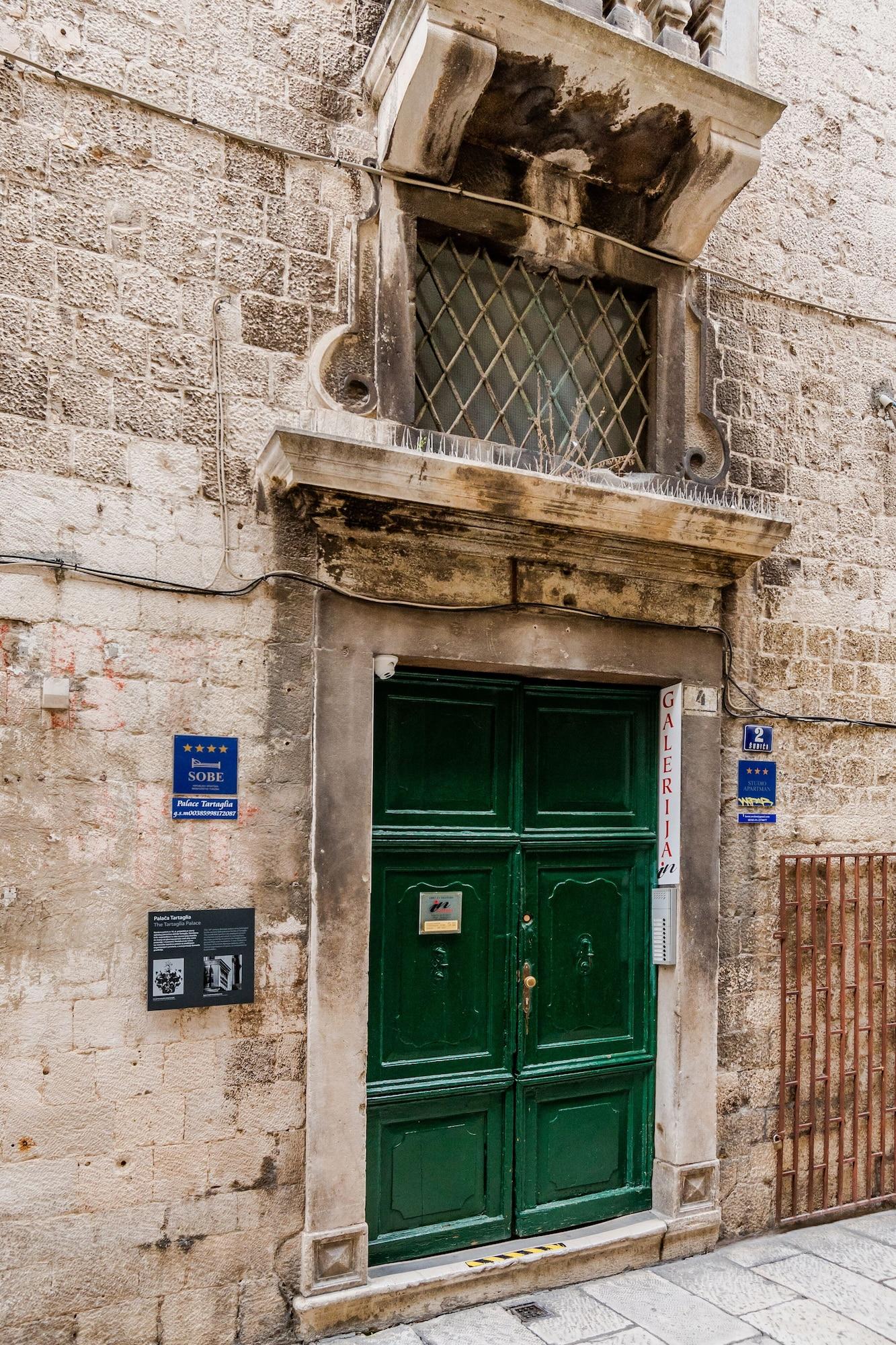 Vista Exterior Palace Tartaglia