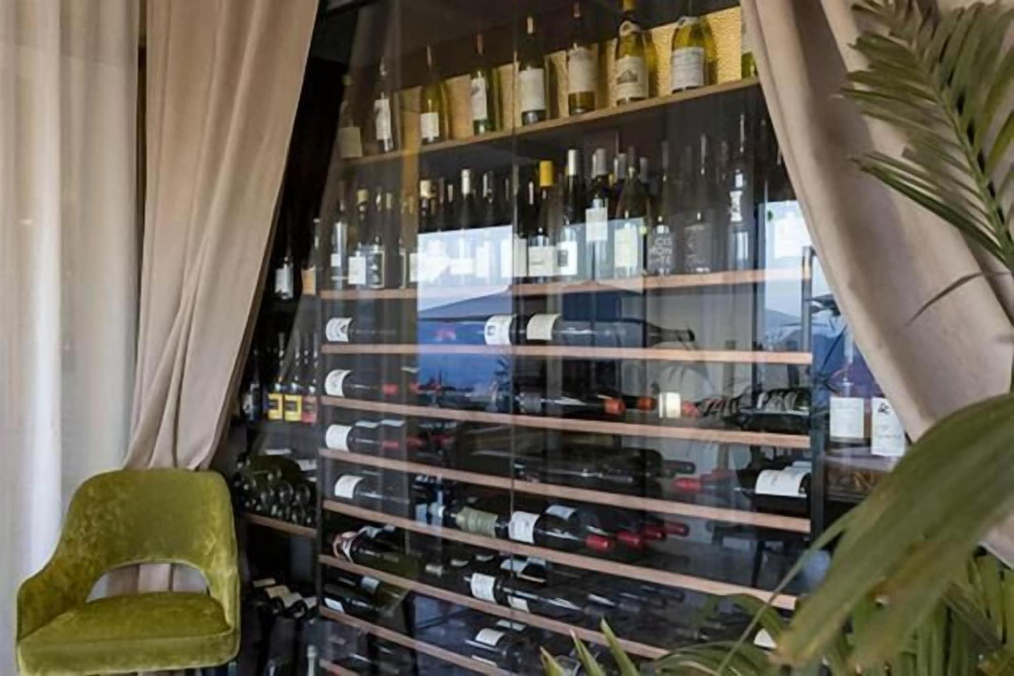 Bar/Salón Hotel Capo Rosso