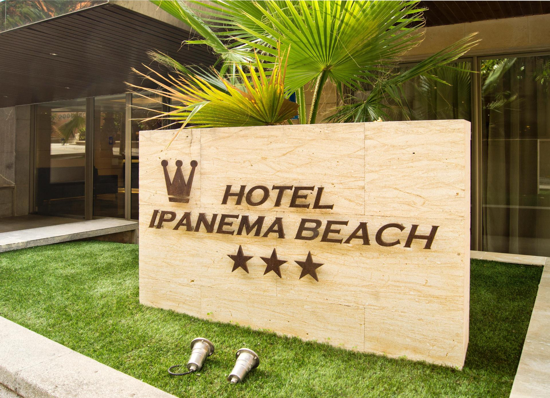 Vista Exterior Ipanema Beach