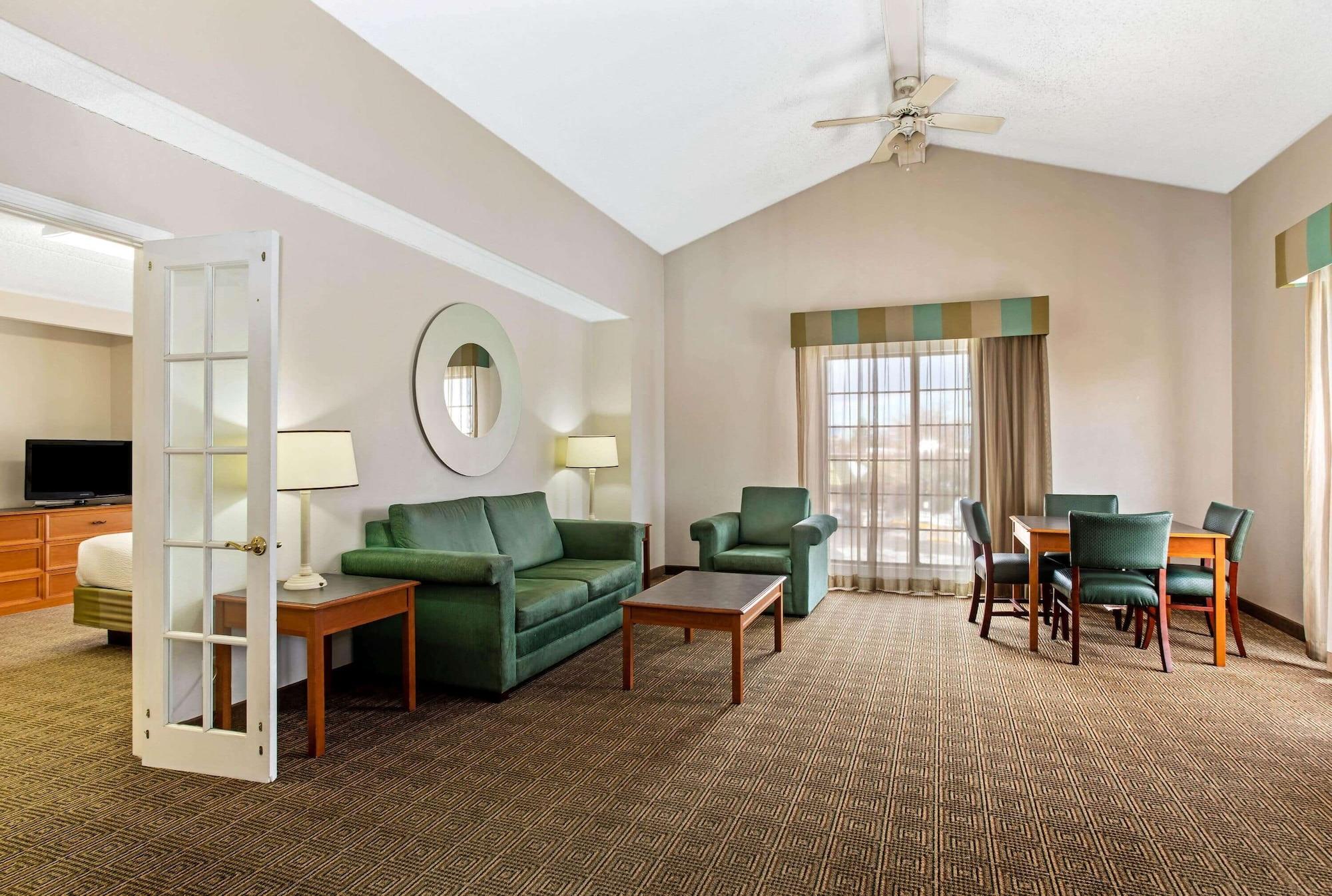 Habitación La Quinta Inn by Wyndham Denver Northglenn