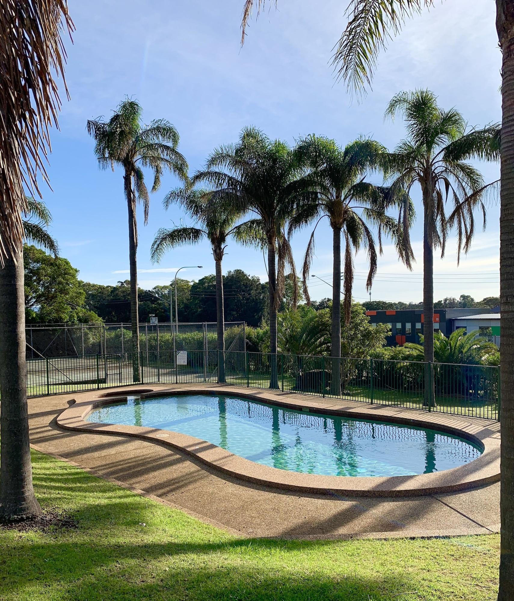Varios Shellharbour Resort