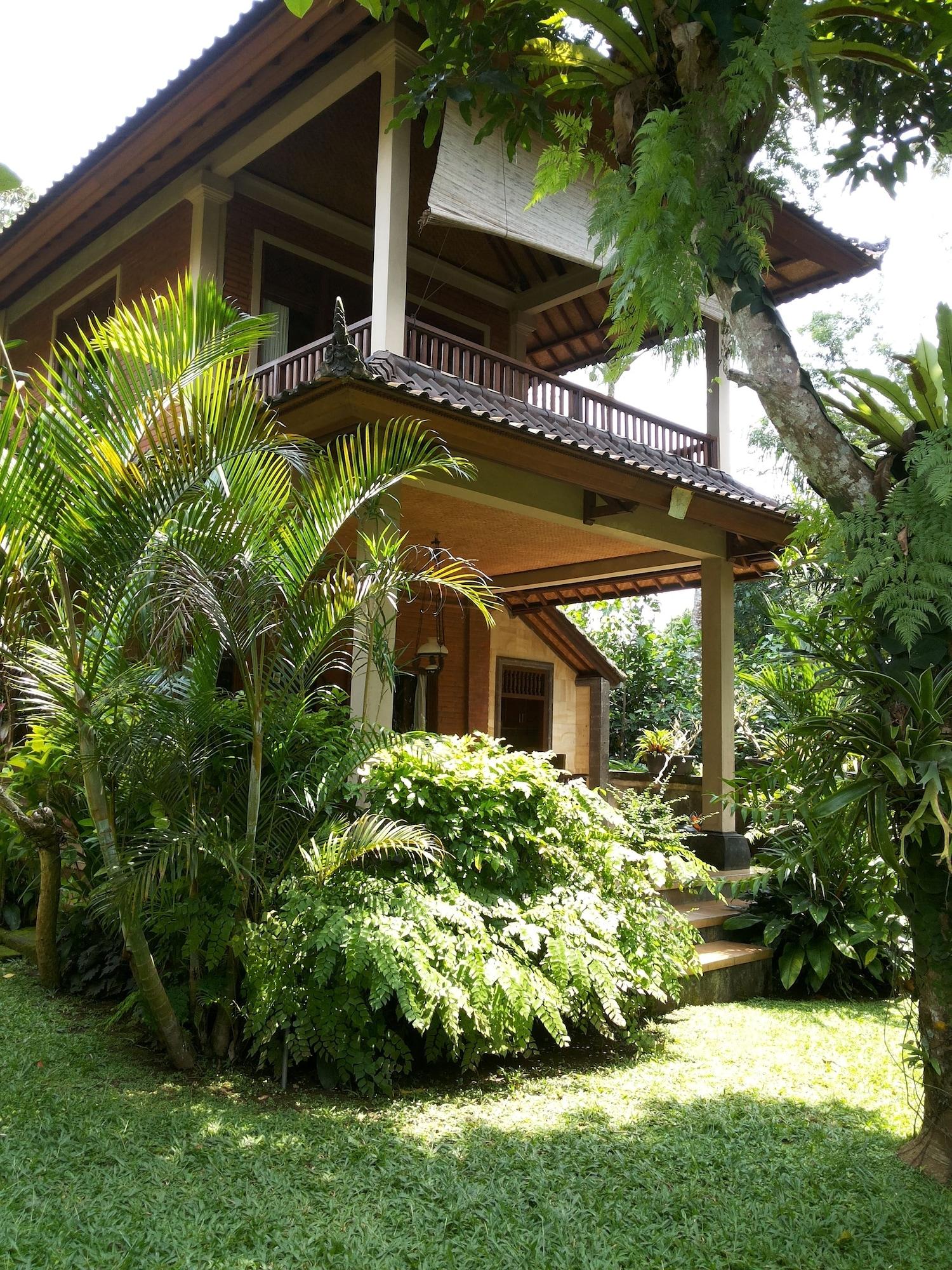 Vista Exterior Ben's Homestay
