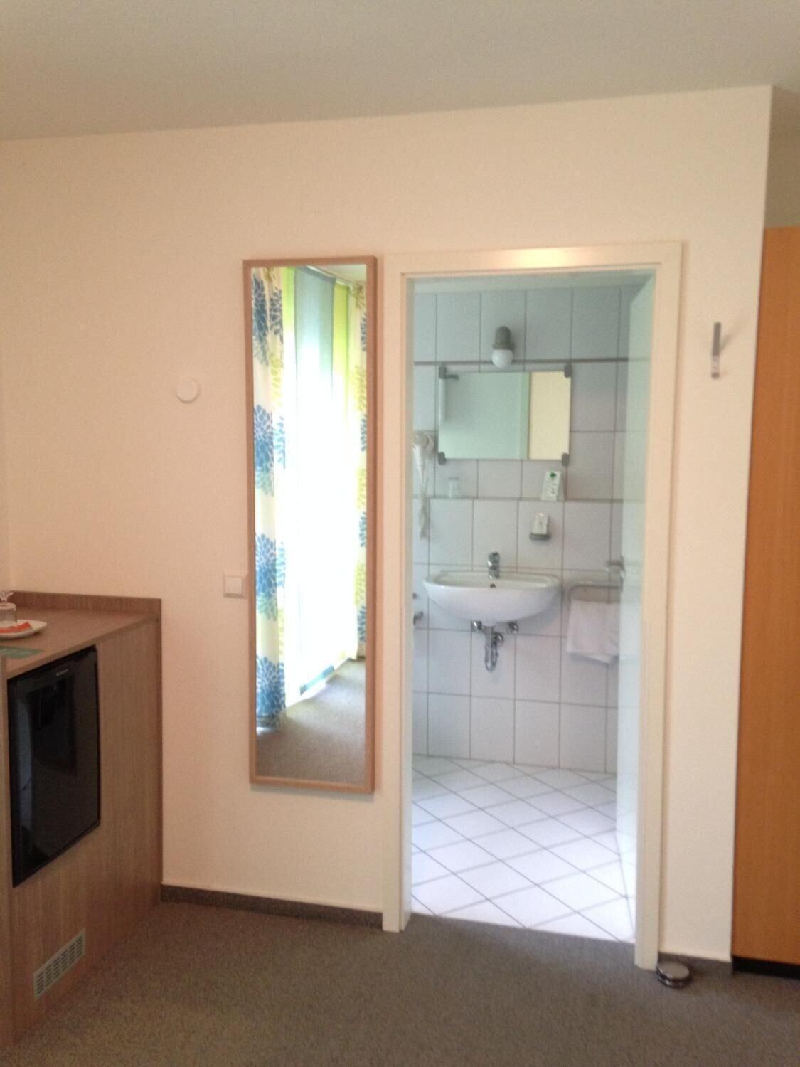 Equipamiento de Habitación Astra Hotel Garni