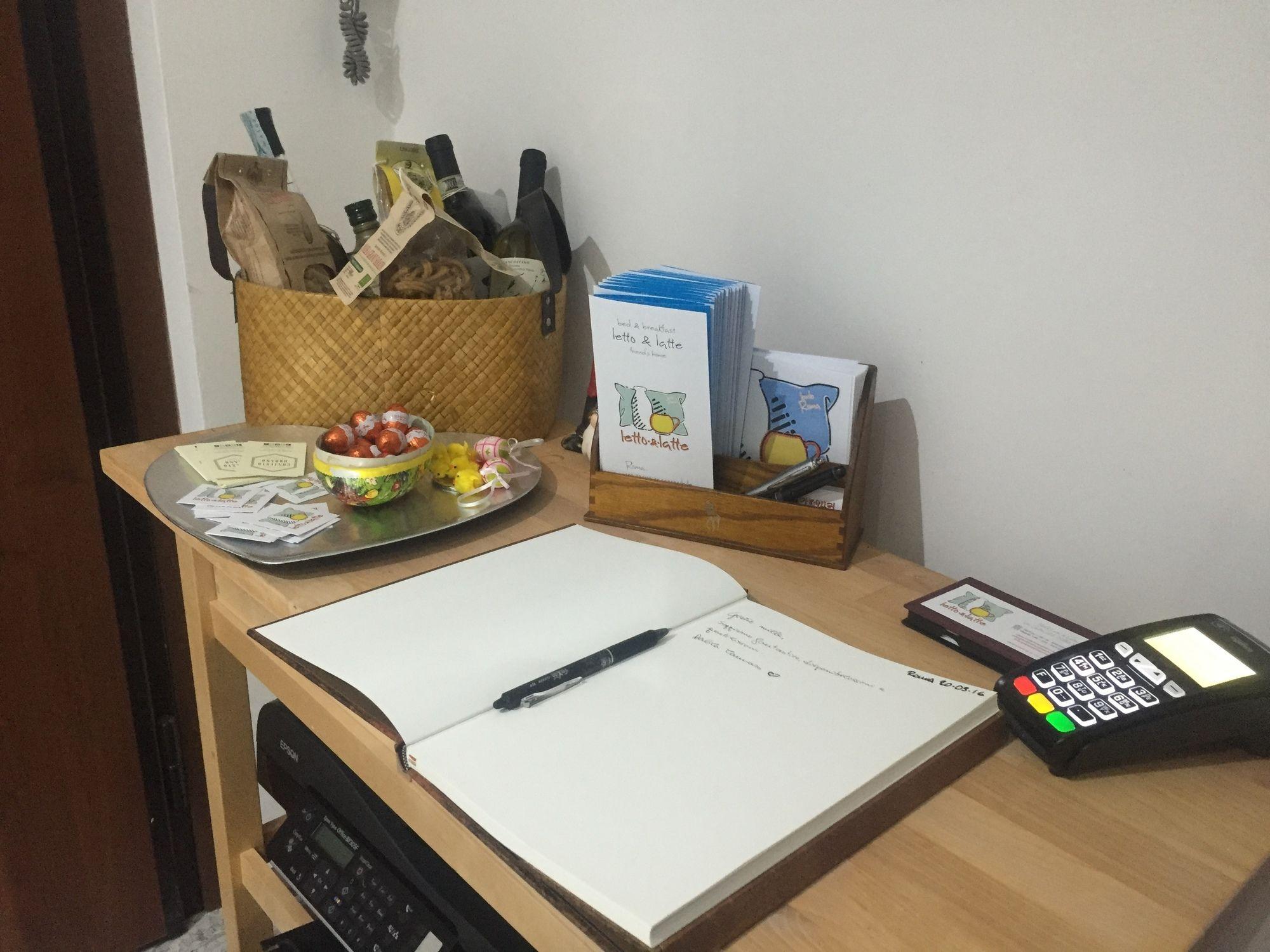 Vista Lobby Letto e Latte