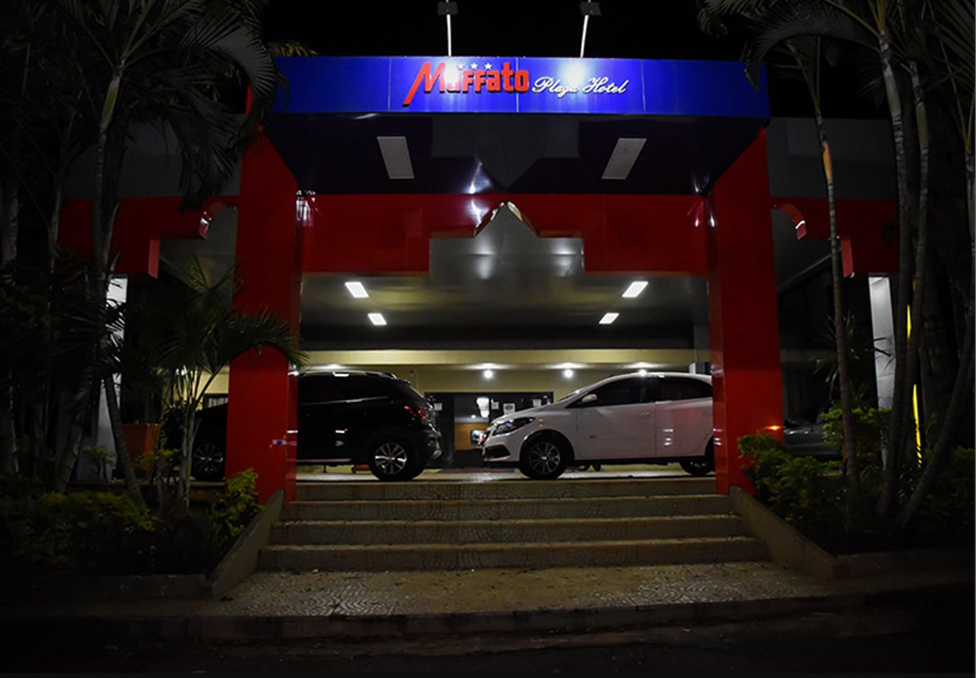 Vista Exterior Muffato Plaza Hotel
