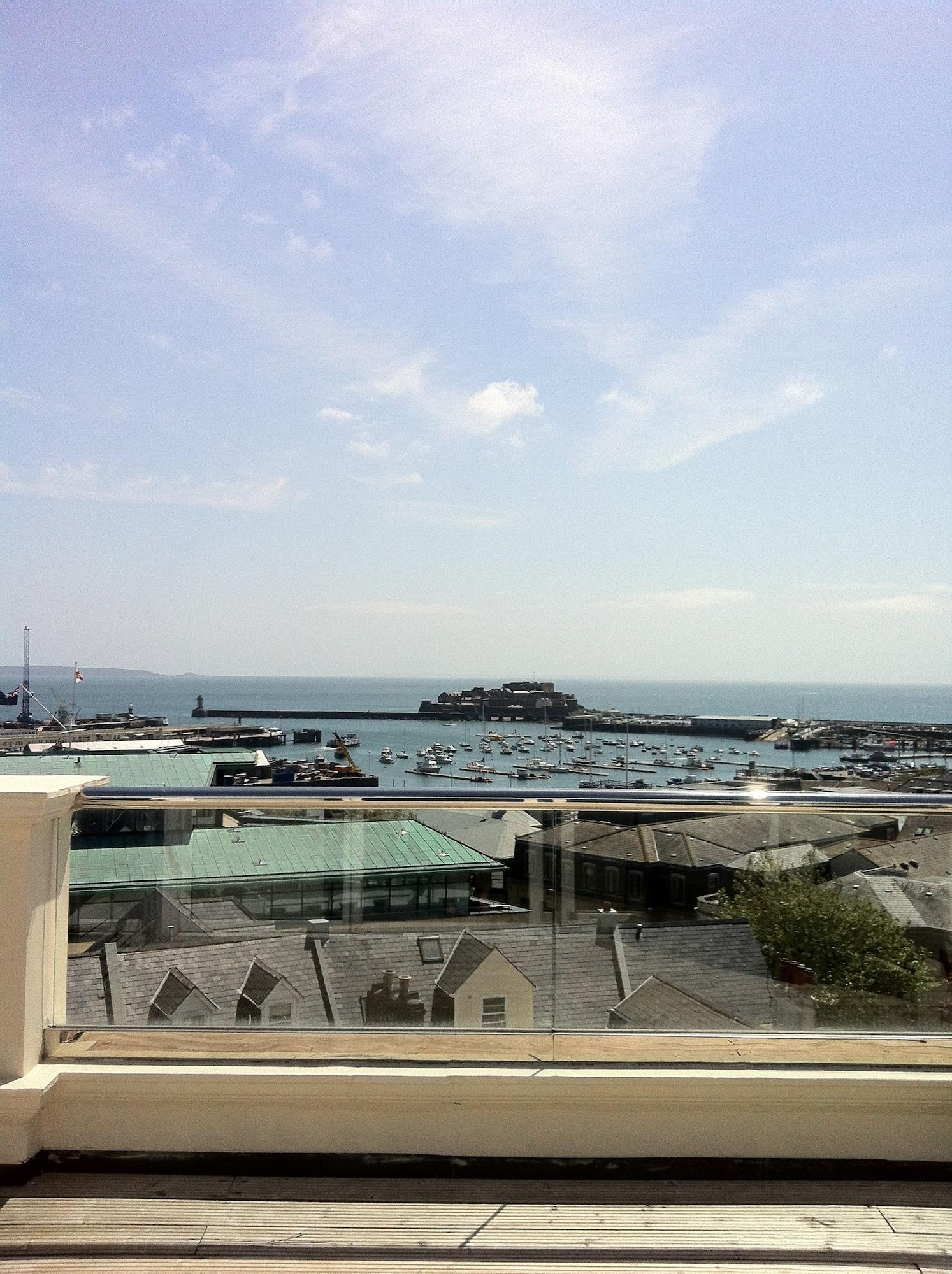Playa La Fregate Hotel
