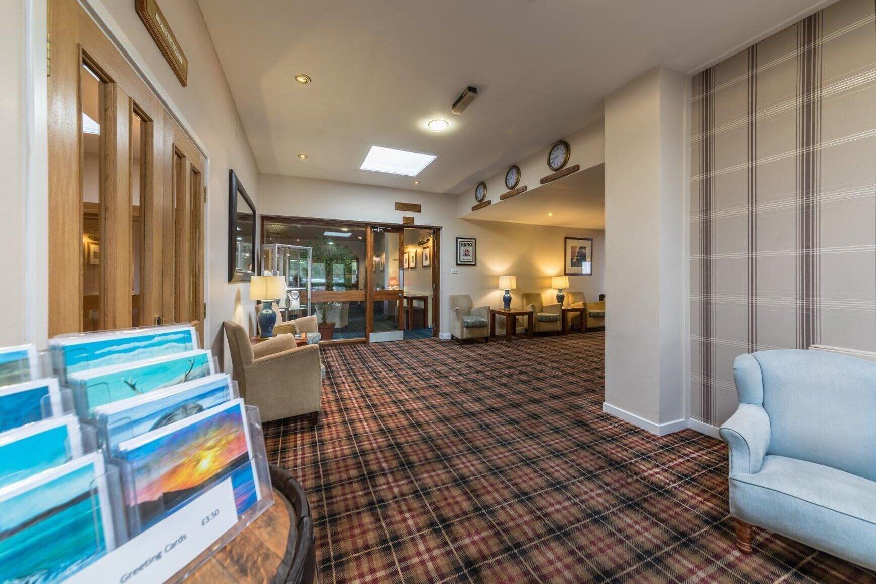 Vista Lobby Norseman Hotel