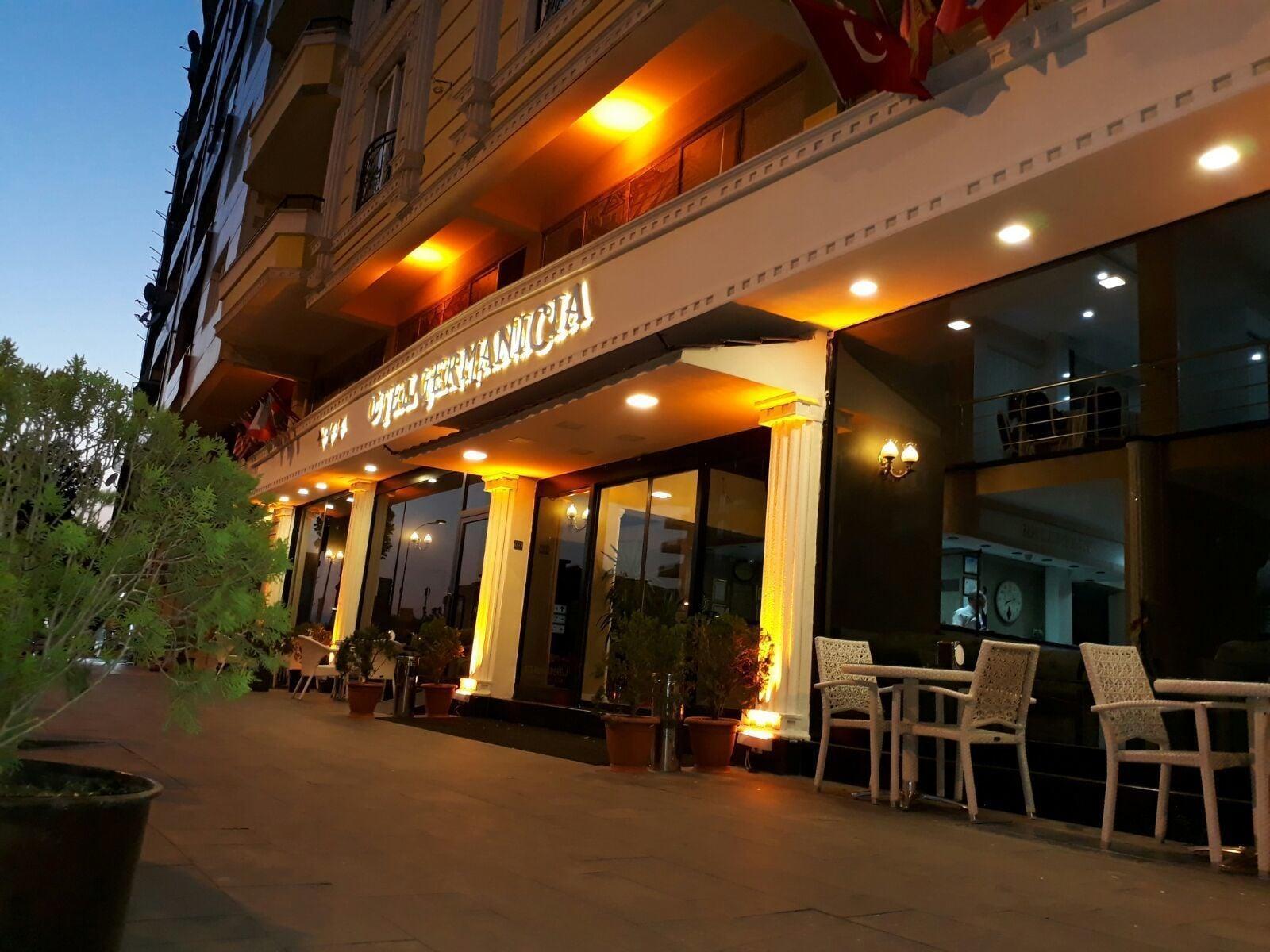 Vista Exterior Hotel Germanicia