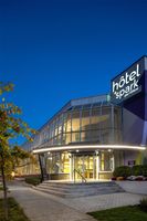 Alojamiento - Spark by Hilton Montreal Midtown