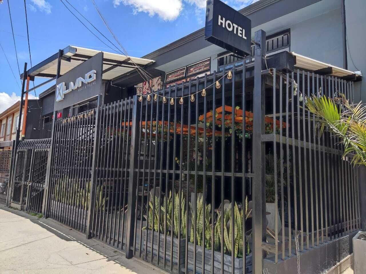 Vista Exterior XLiving Host & Rooms