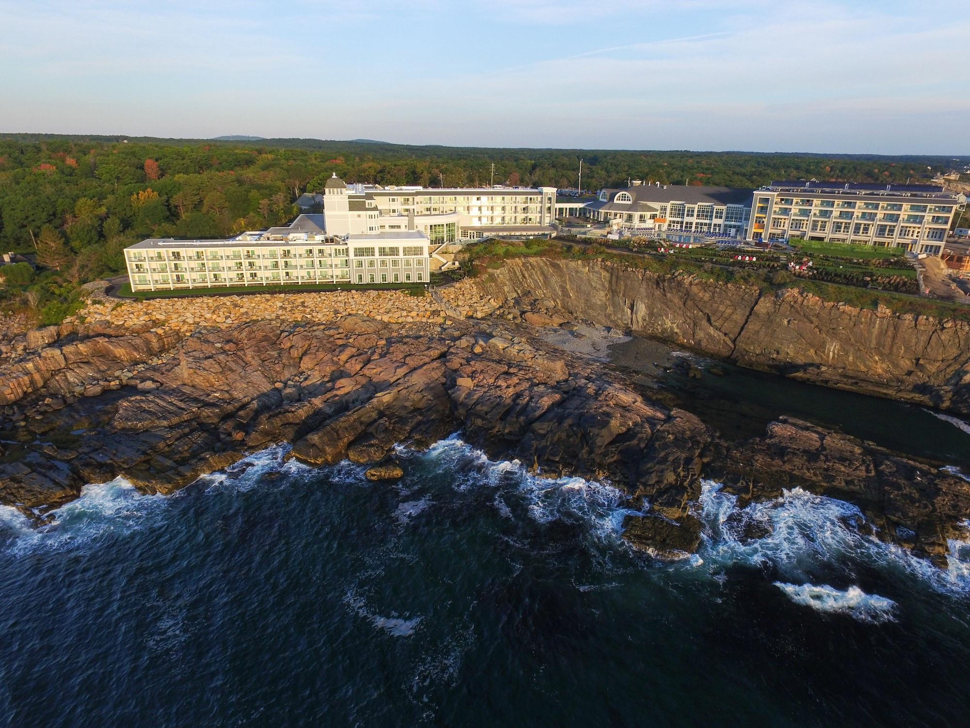 Vista Exterior Cliff House Maine