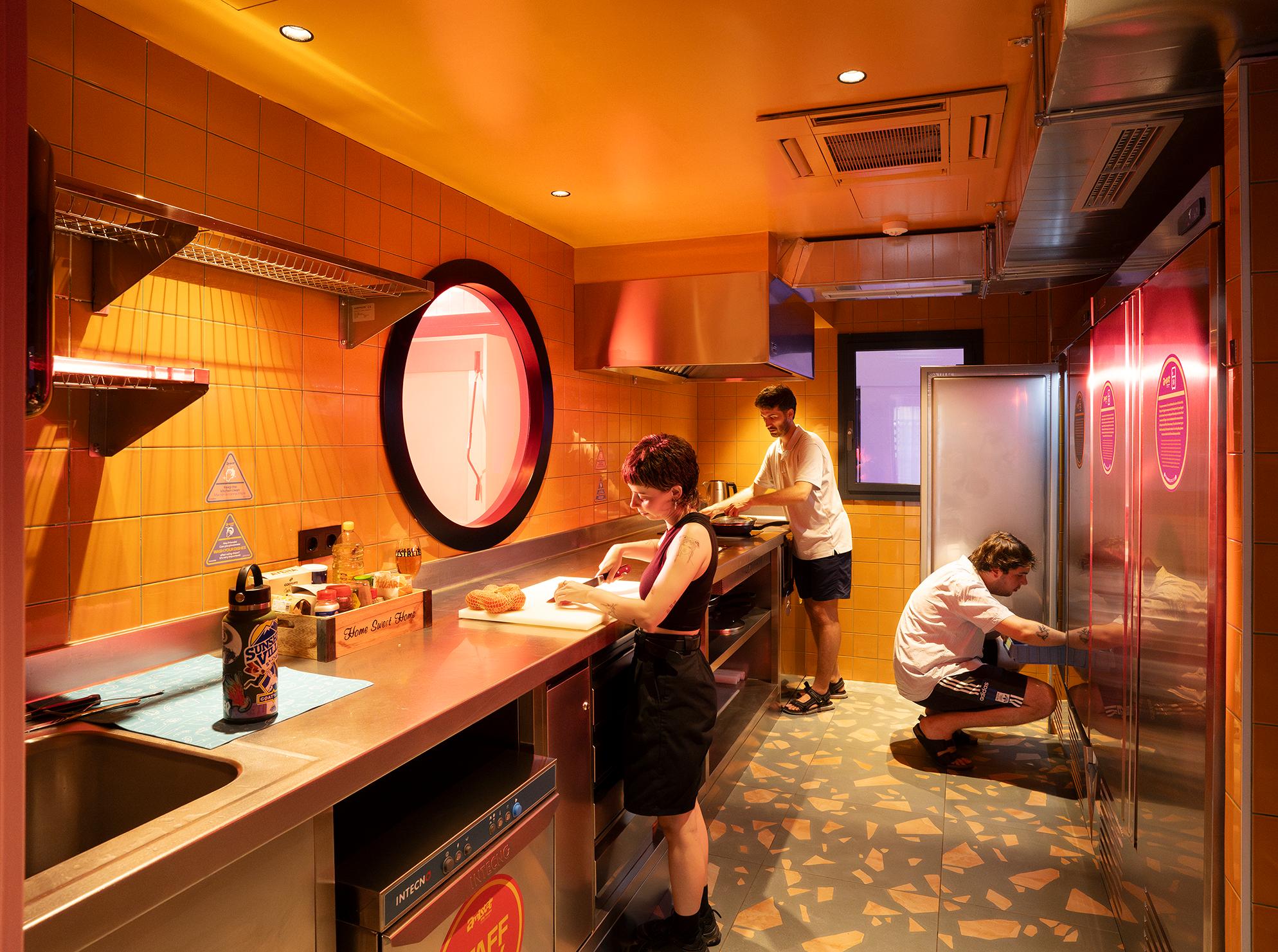 Restaurant Amistat City Hostel Barcelona