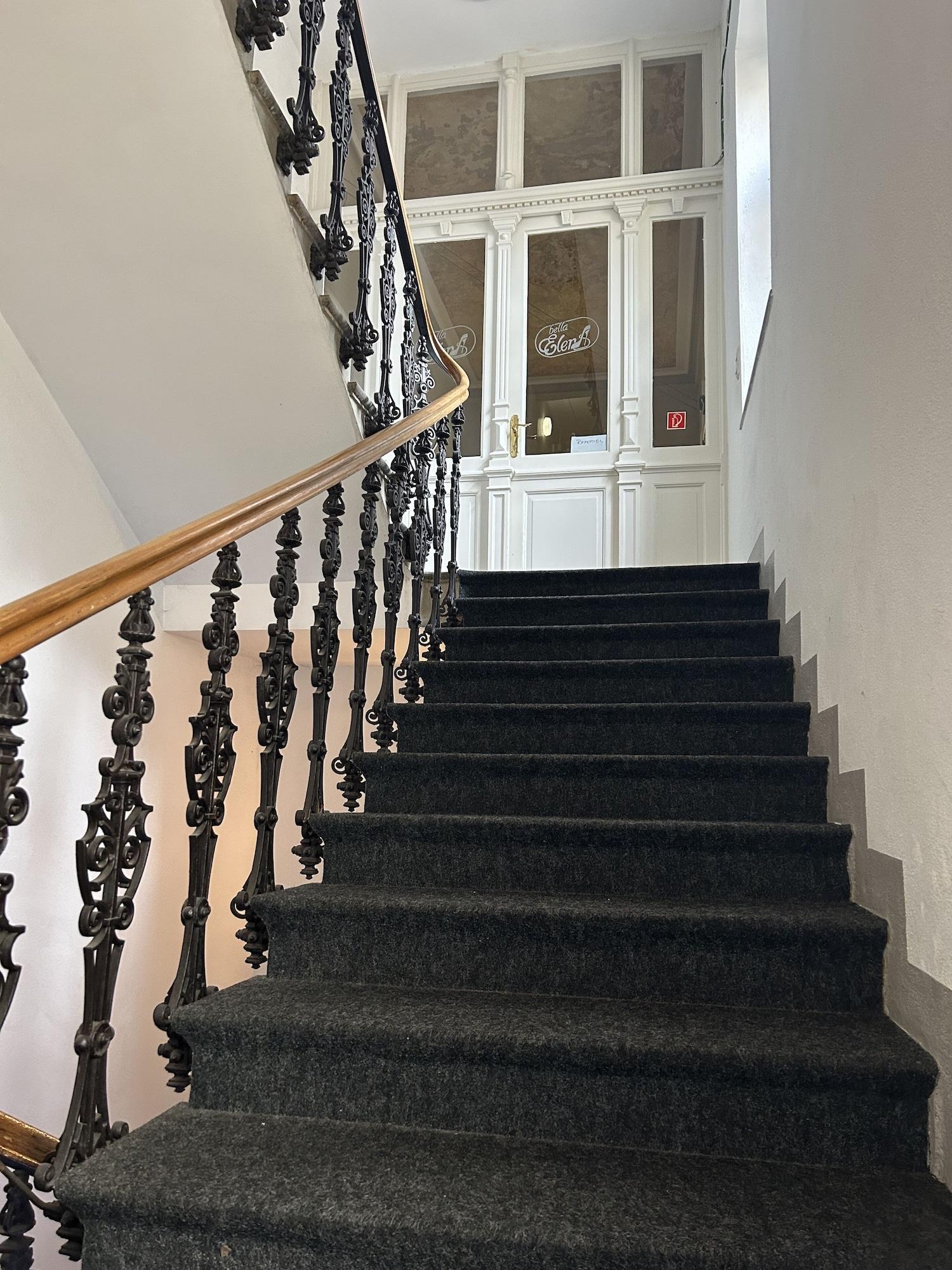 Varios Hotel BRASSERIE