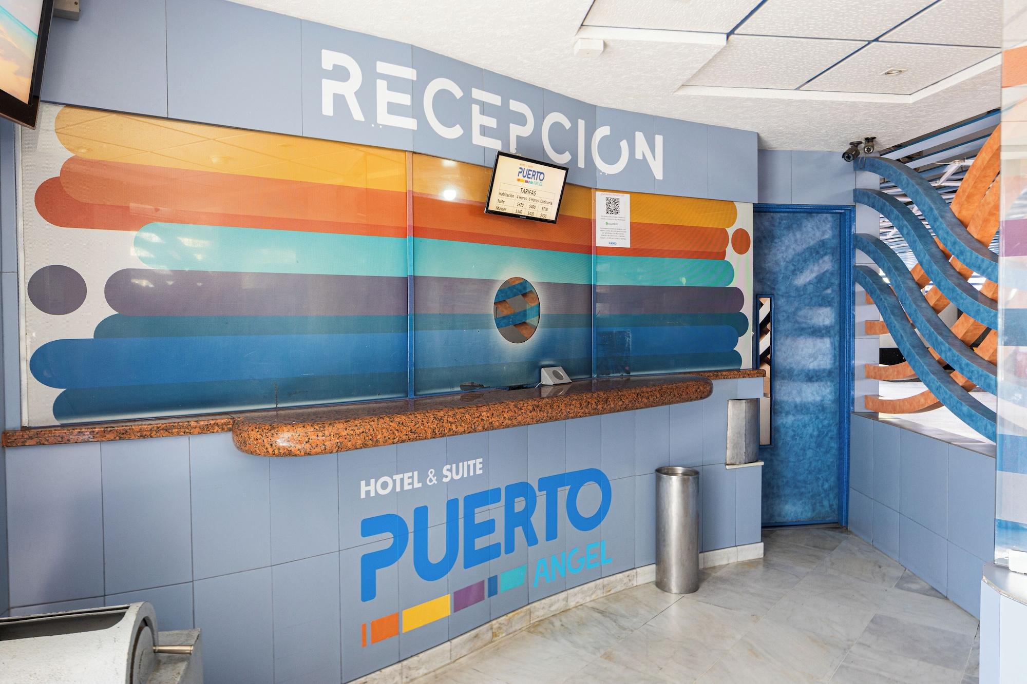 Vista Lobby Hotel Puerto Angel