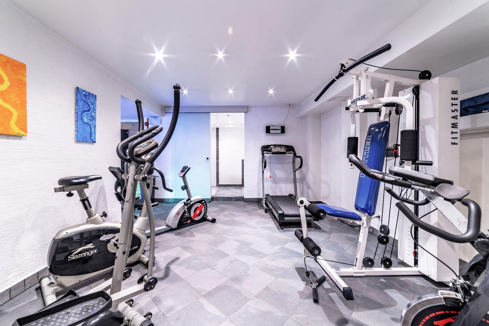 Gimnasio Binders Budget City Mountain Hotel