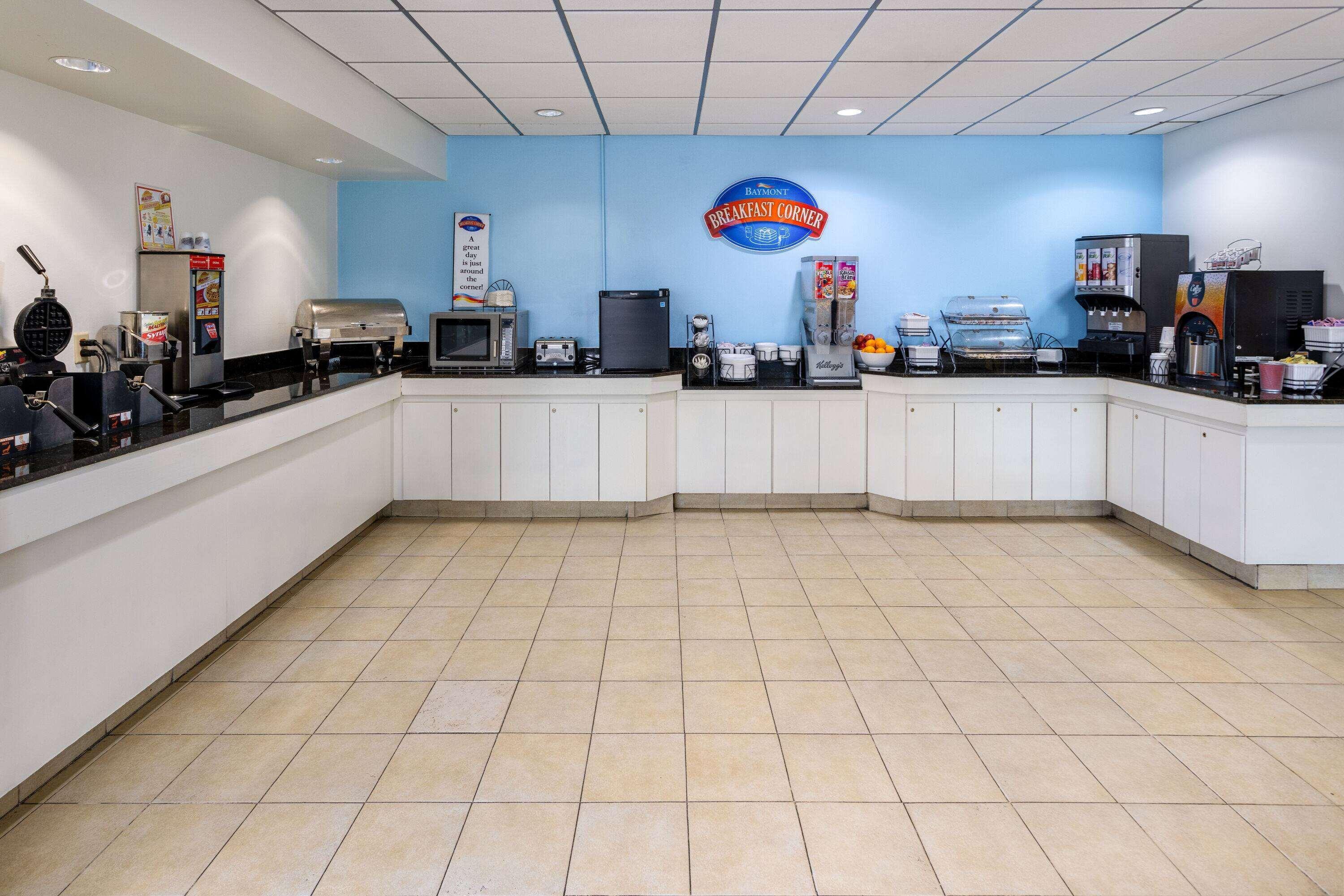 Restaurant Studio 6 Suites Jacksonville, NC