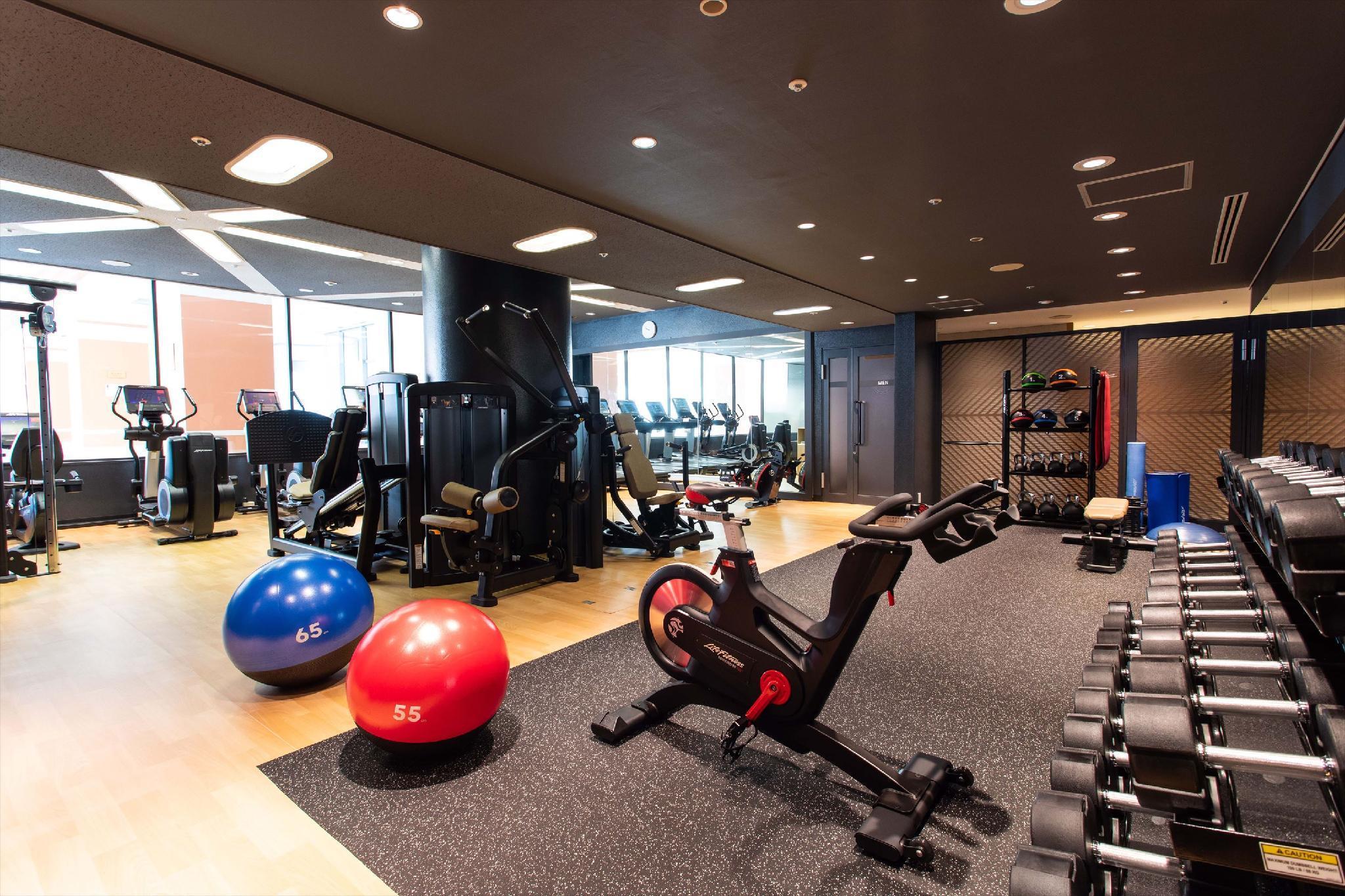 Gimnasio Hilton Osaka