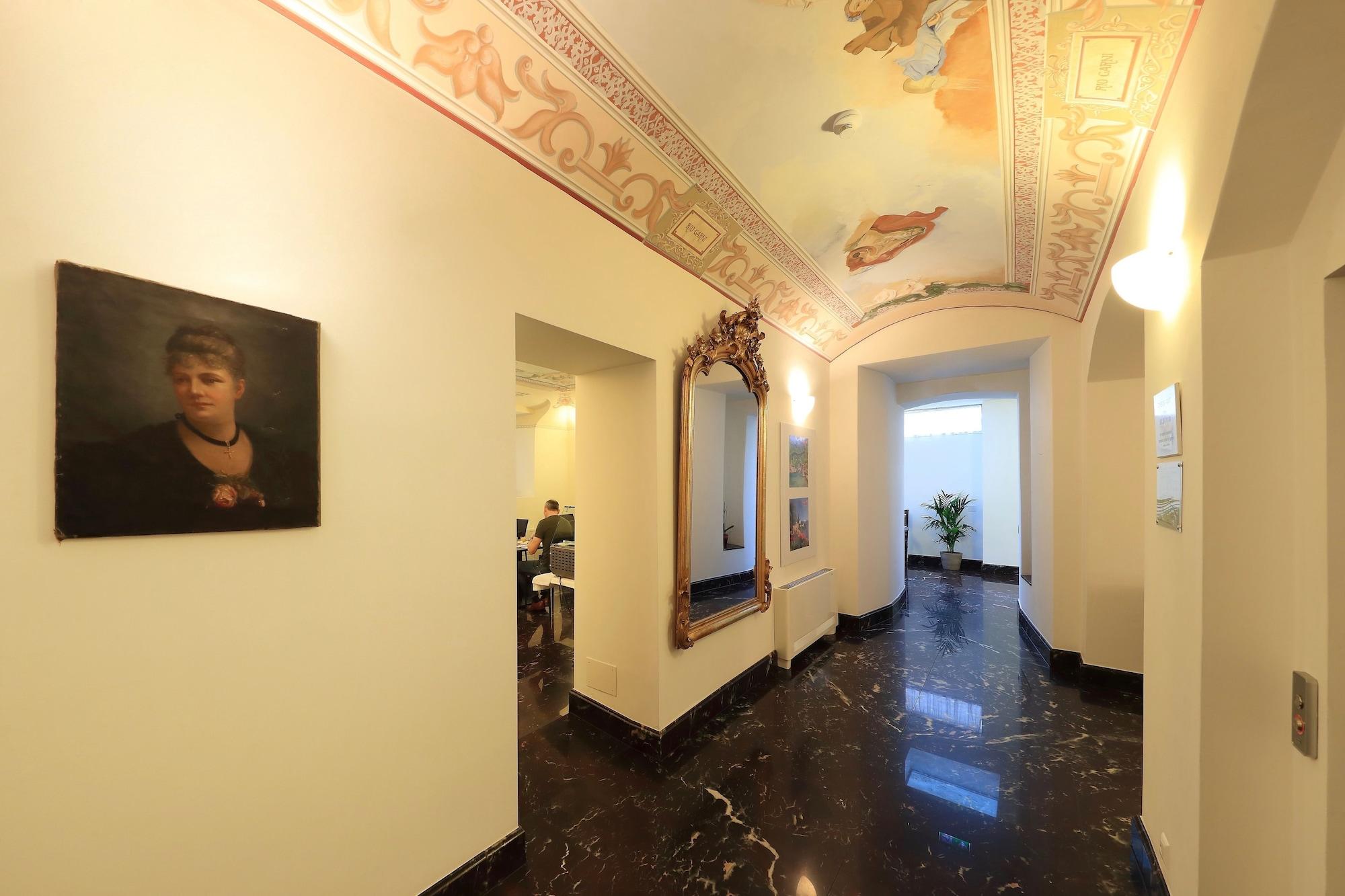 Varios Hotel Rio Muralto